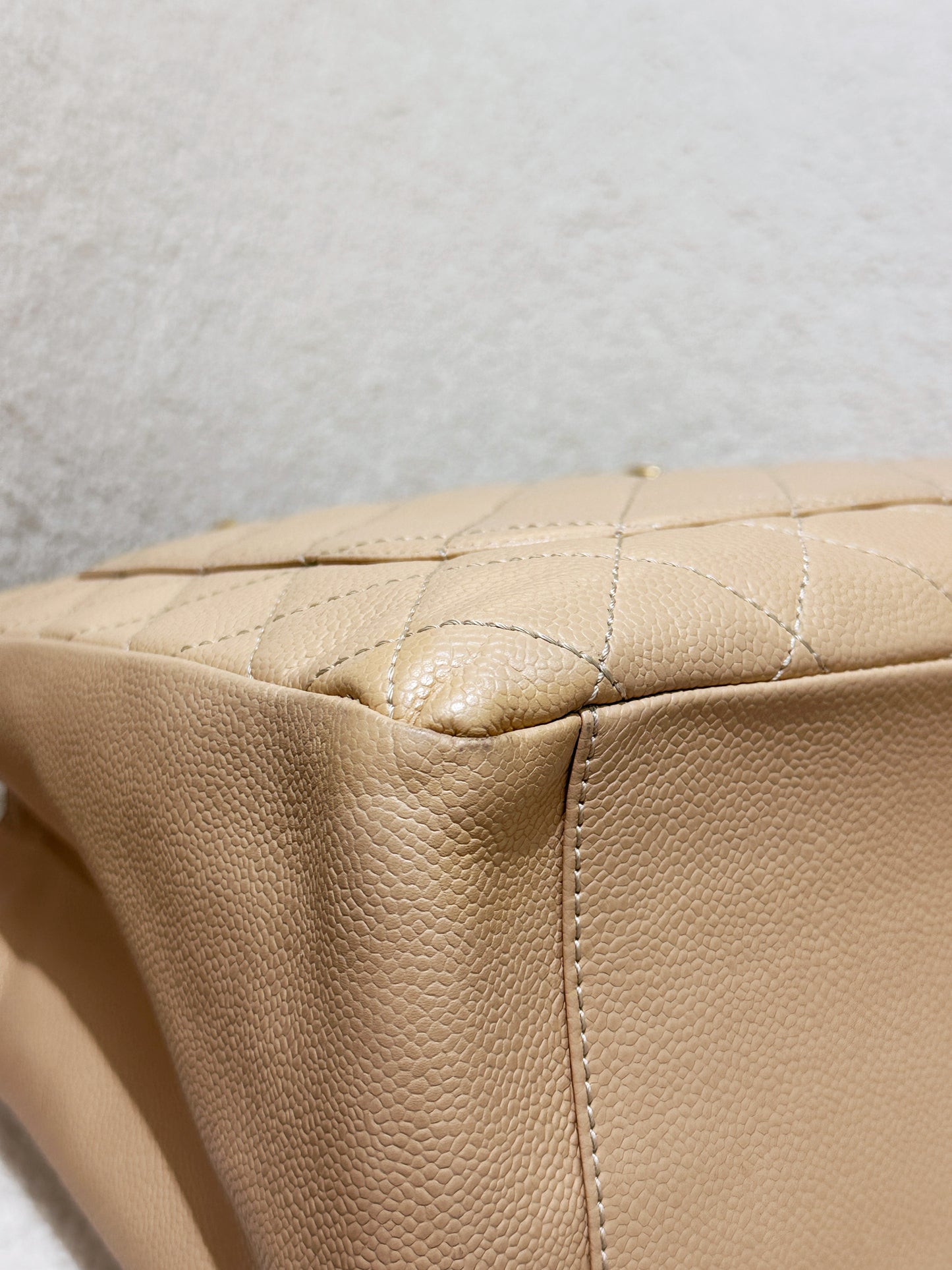 Chanel Caviar Grand Shopping Tote GST Beige GHW 1700 holo card