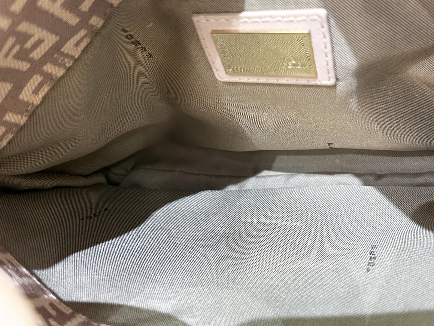 FENDI Zucchino Mamma Baguette Beige Shoulder Bag in Cipria