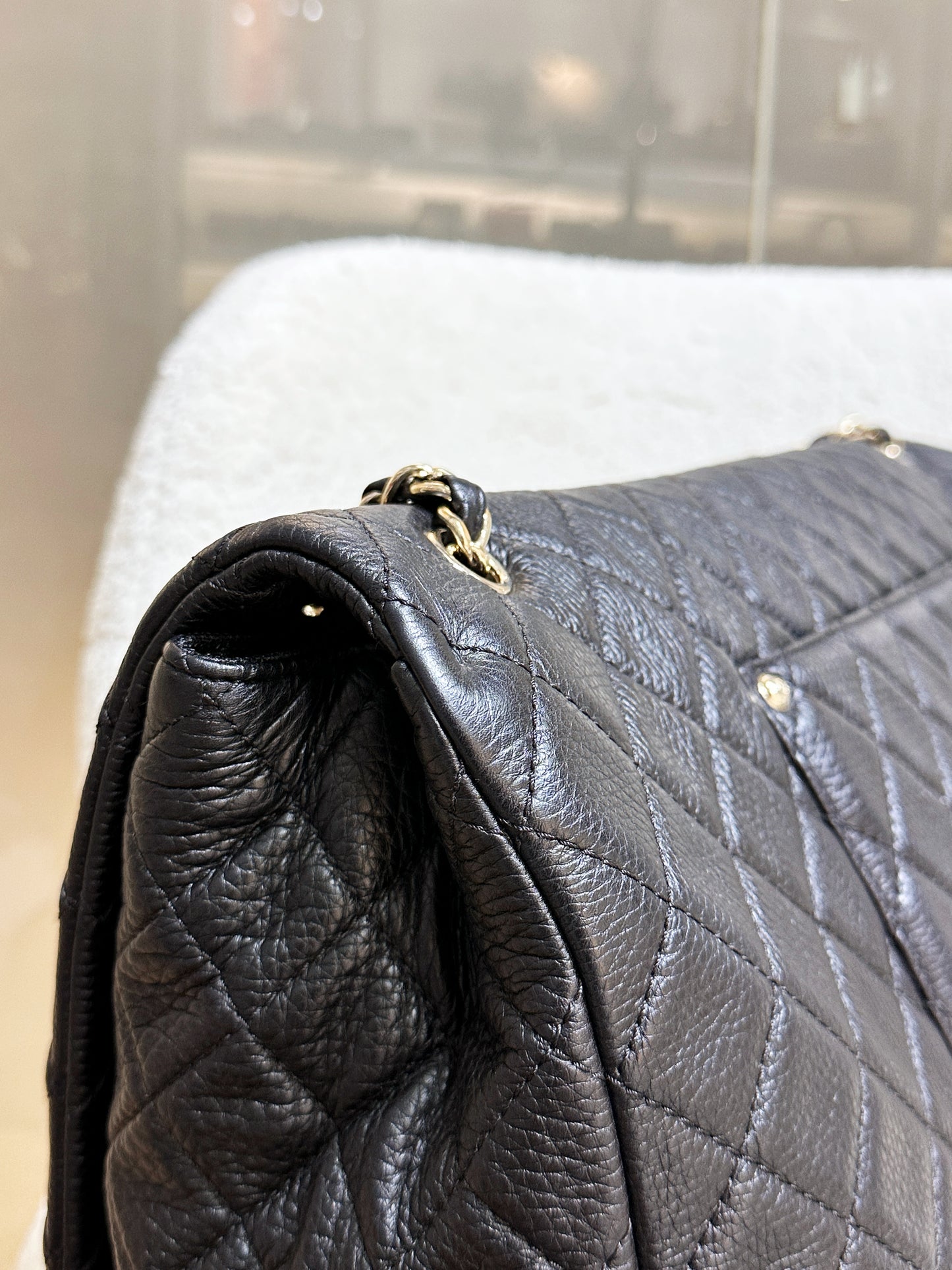 Chanel 2017 Calfskin Quilted XXL Travel Flap shoulder bag Black GHW 2354 holo card