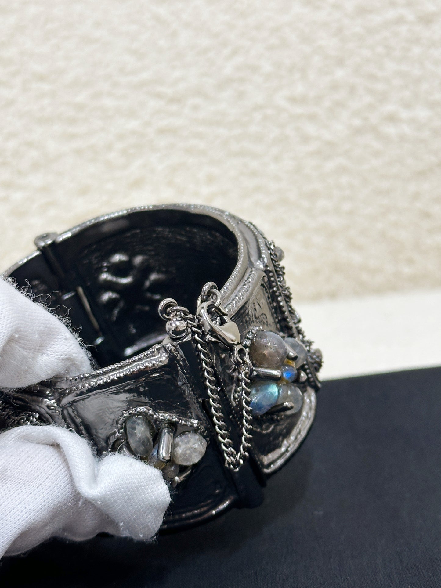 CHANEL SILVER FASHION JEWELRY BRACELET 12A GUNMETAL RHINESTONE BANGLE