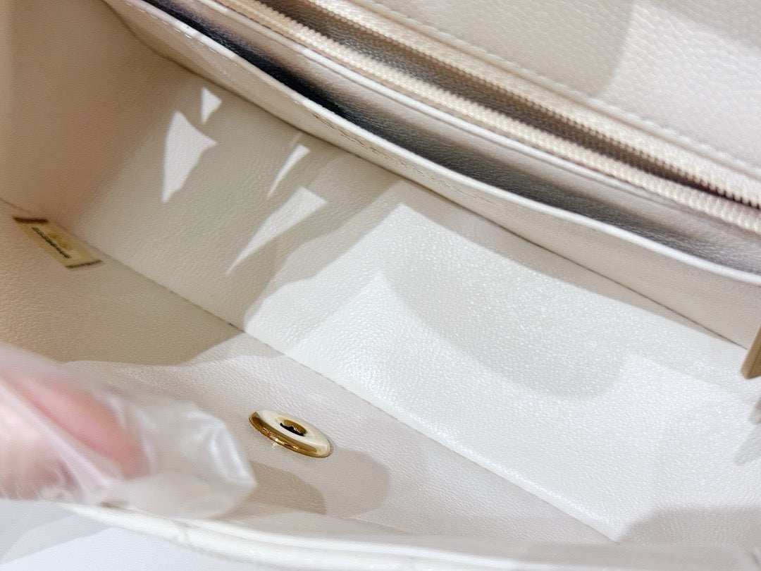 Chanel Mini Rectangle Caviar ivory 17C GHW 2339 holo