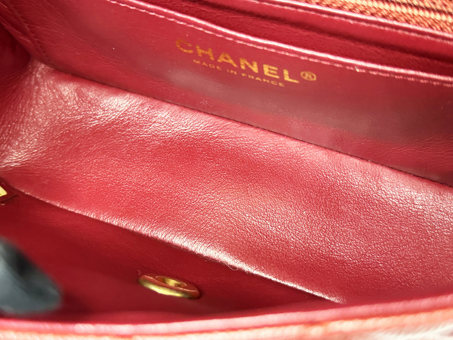 Chanel 18C Timeless Classic Caviar Mini Rectangular Flap Iridescent Maroon 2515 holo card