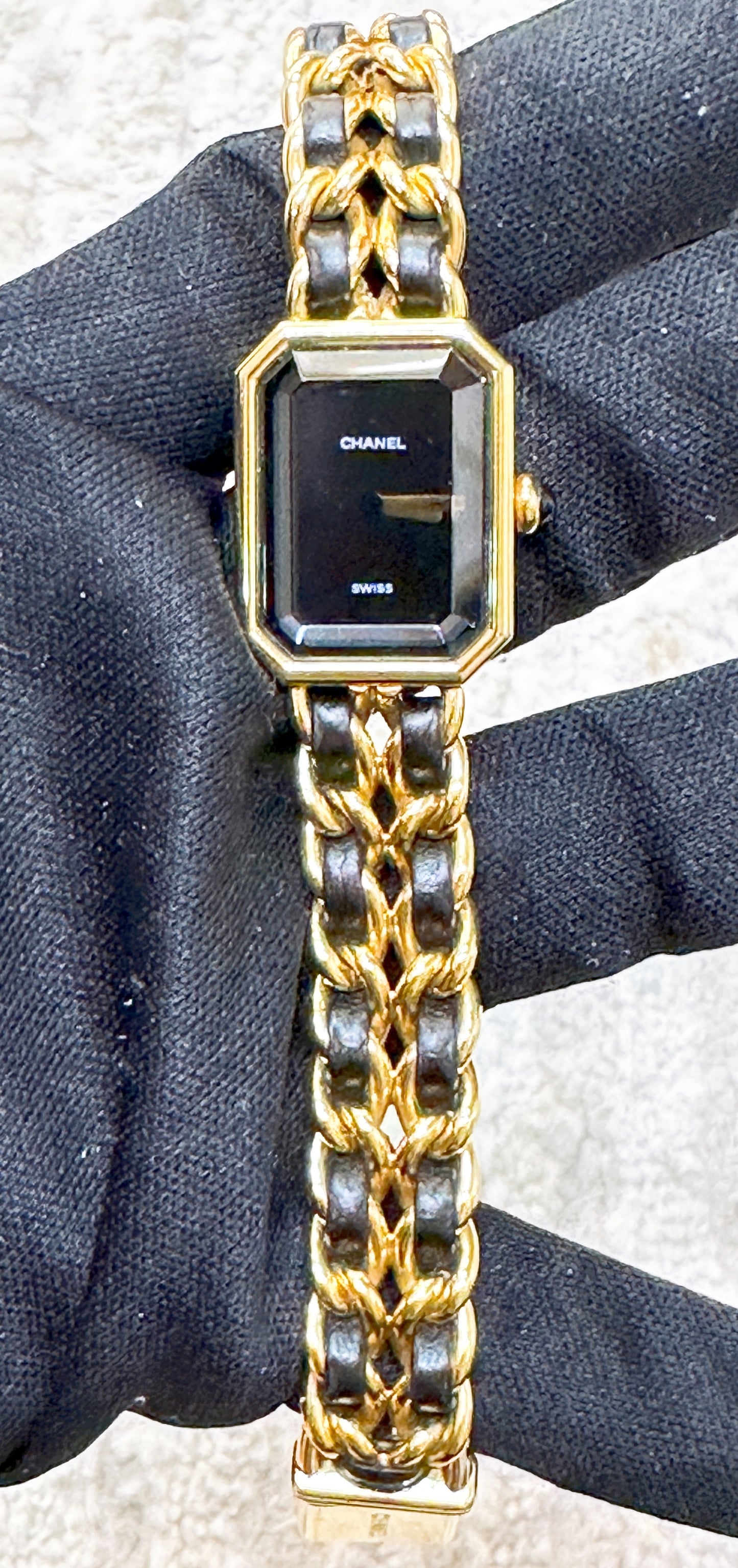 Chanel Premier Watch Size M