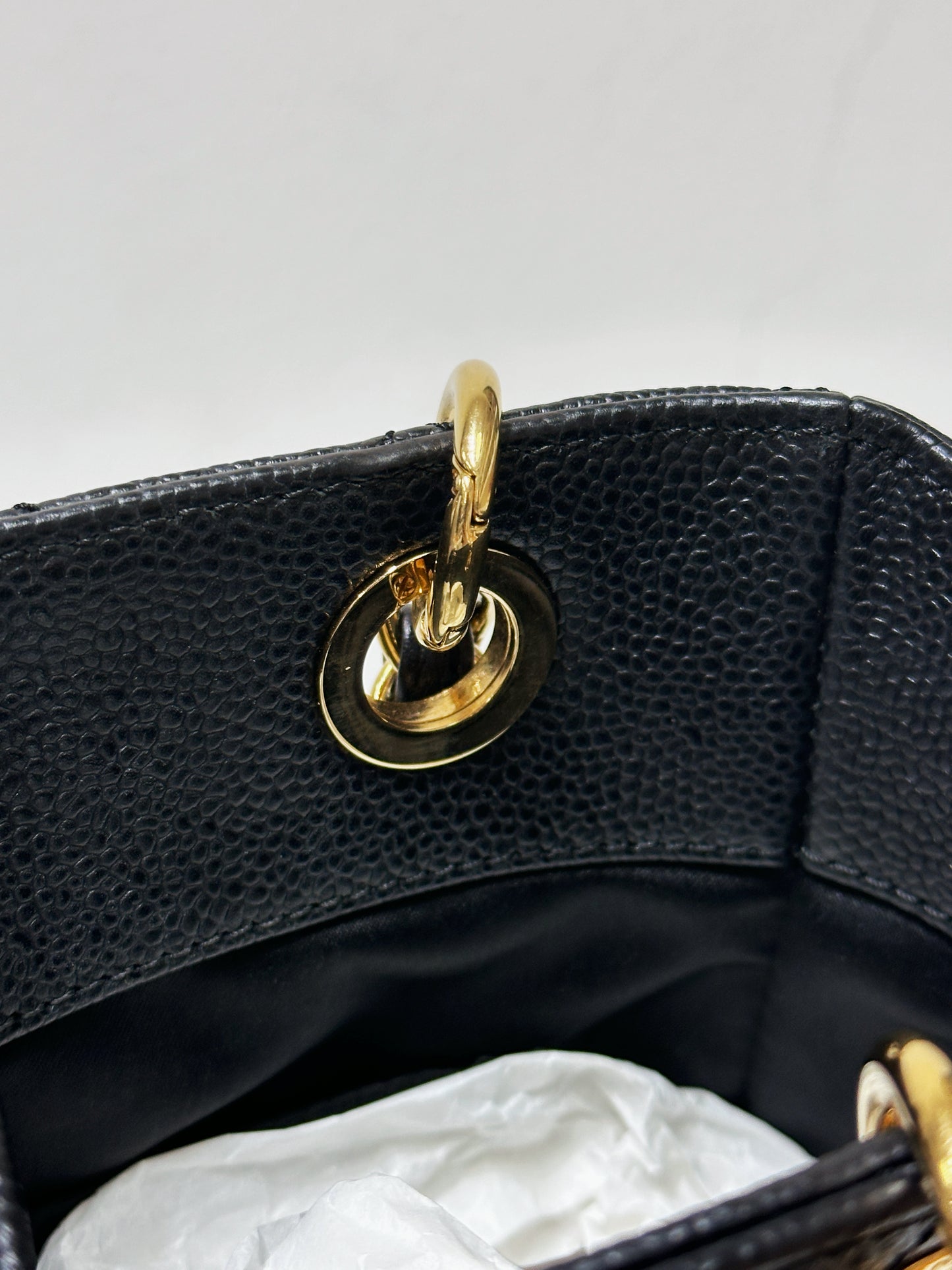 Chanel Caviar Quilted Petit Shopping Tote PST Black GHW 1608 holo card