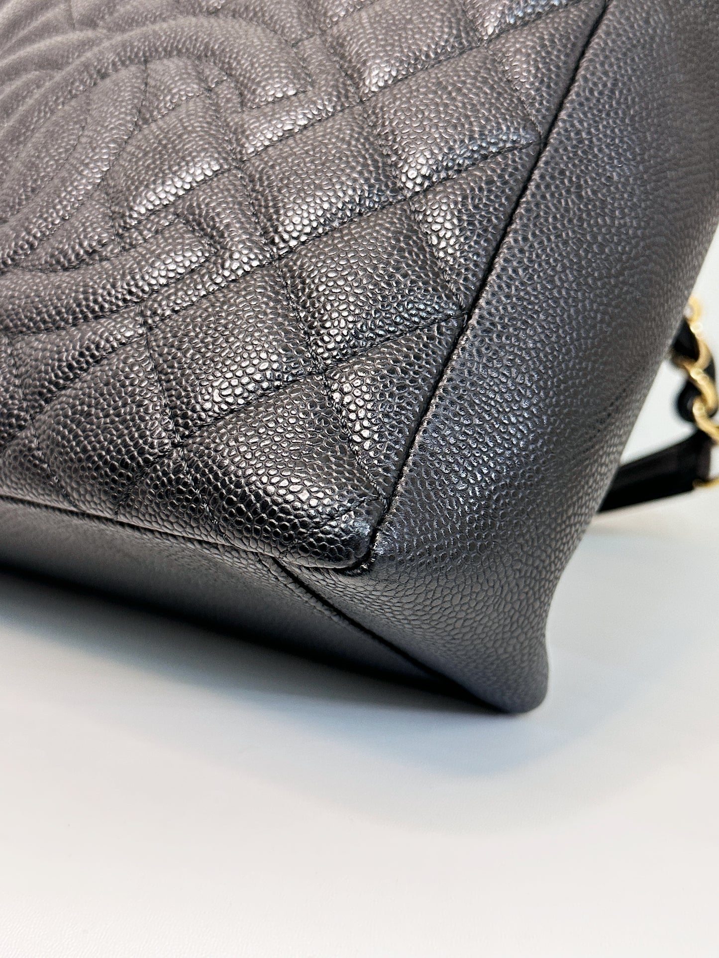 Chanel Caviar Quilted Petit Shopping Tote PST Black GHW 1602 holo card