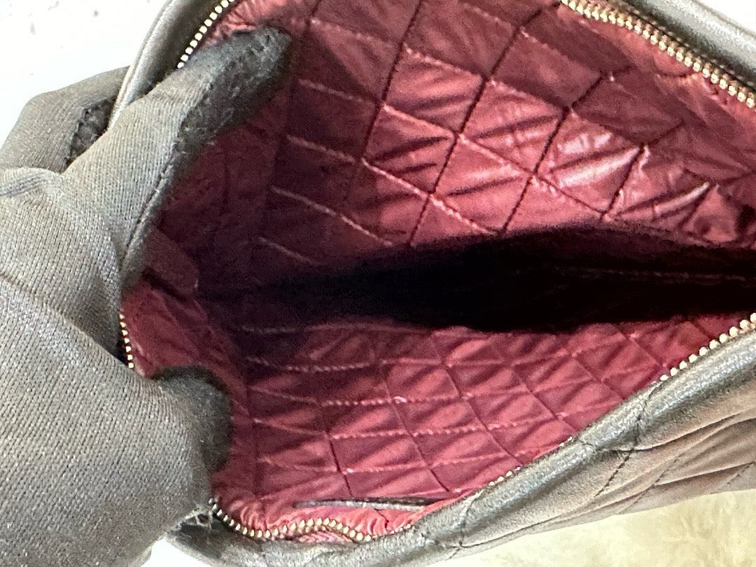 Chanel Beauty CC Lambskin Clutch Quilted Black