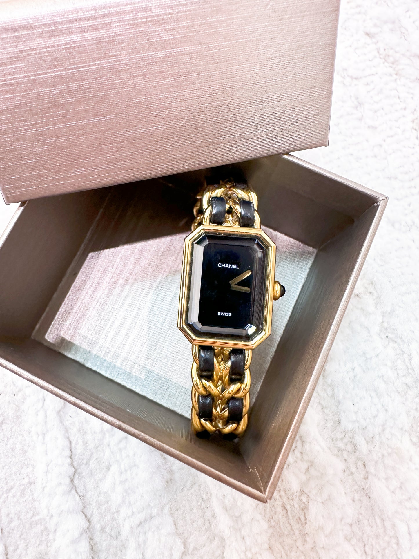 Chanel Premier Watch Size M