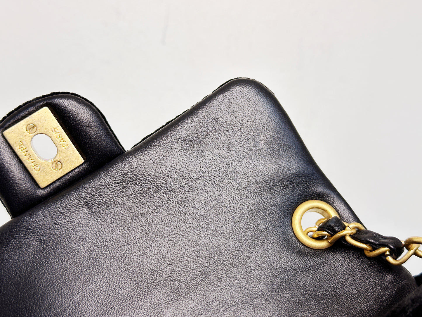 Chanel Mini Black Velvet Pearl Flap Bag X53U microchip