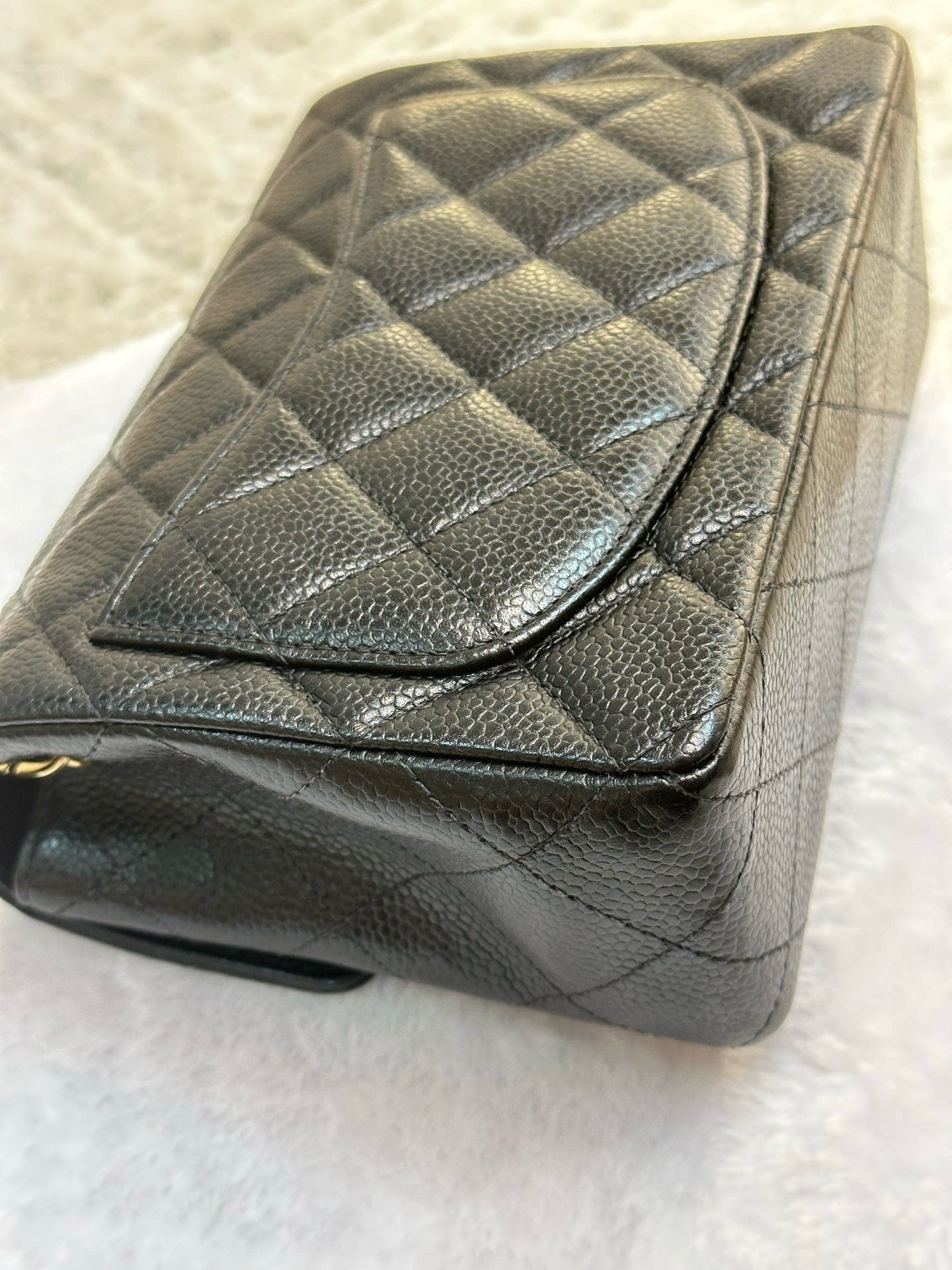Chanel Mini Square Caviar Classic Flap Chain Shoulder Bag Black GHW(inside corner lightly touched)