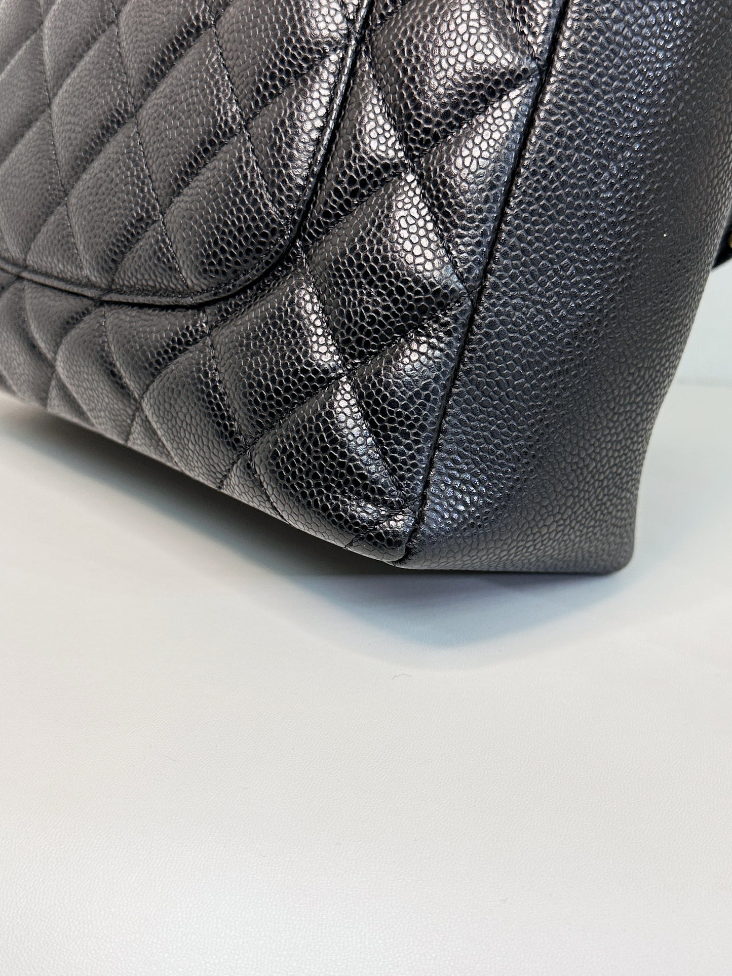 Chanel Caviar Quilted Petit Shopping Tote PST Black GHW 1602 holo card