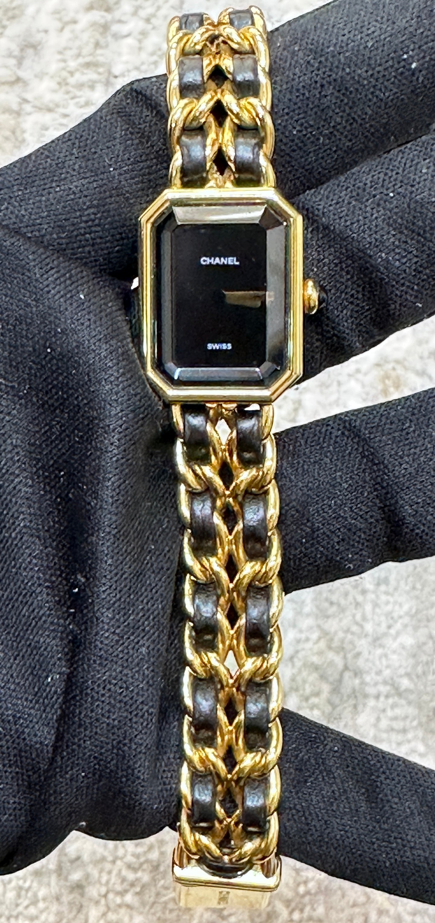 Chanel Premier Watch Size M