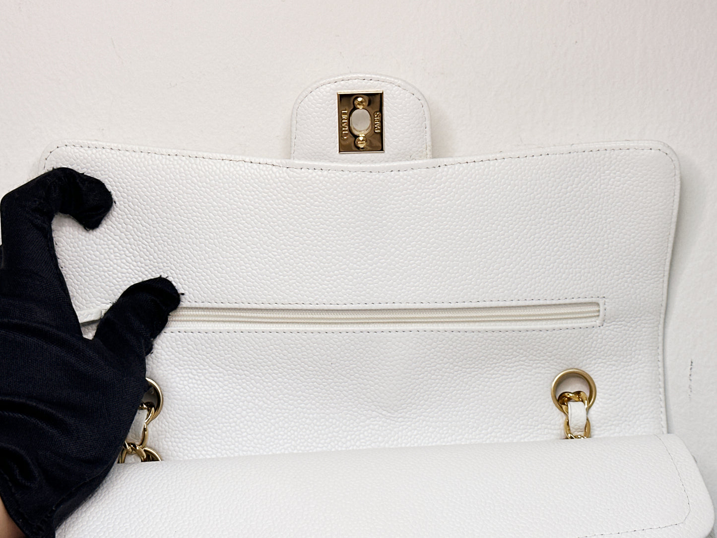 Chanel White Caviar Medium Classic Double Flap Bag 1350 holo card