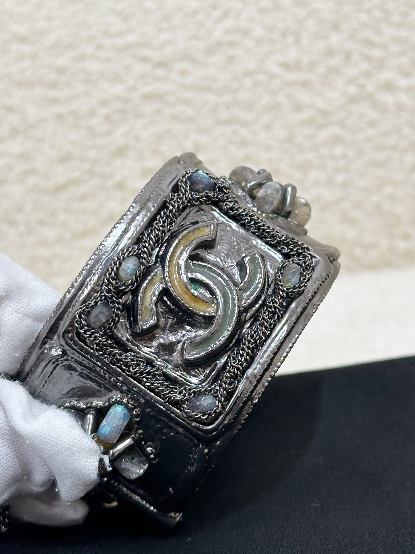 CHANEL SILVER FASHION JEWELRY BRACELET 12A GUNMETAL RHINESTONE BANGLE