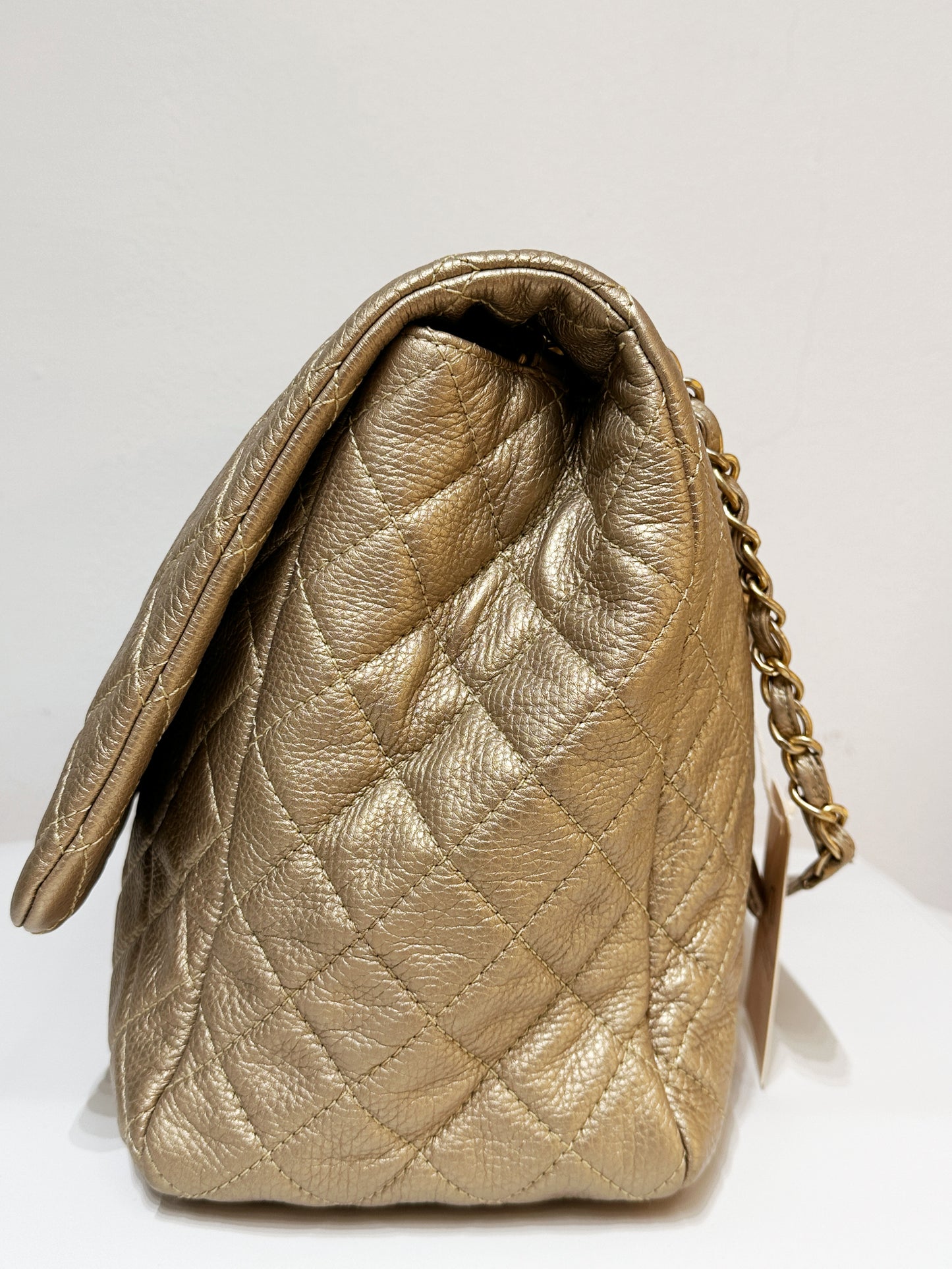 Chanel 2018 Calfskin Quilted XXL Travel Flap shoulder bag Metallic Gold GHW 2510 holo card