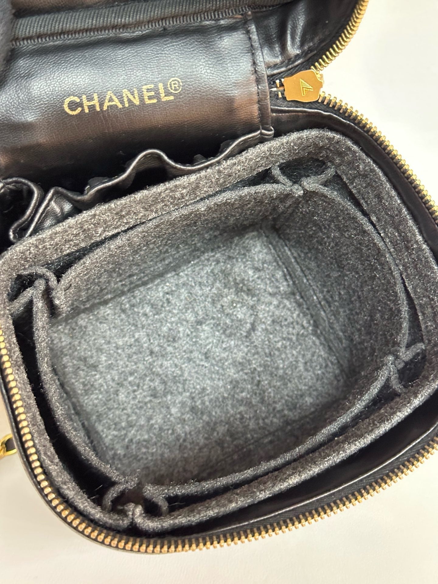 Chanel Vintage Vanity Case Black Caviar GHW 2 holo card