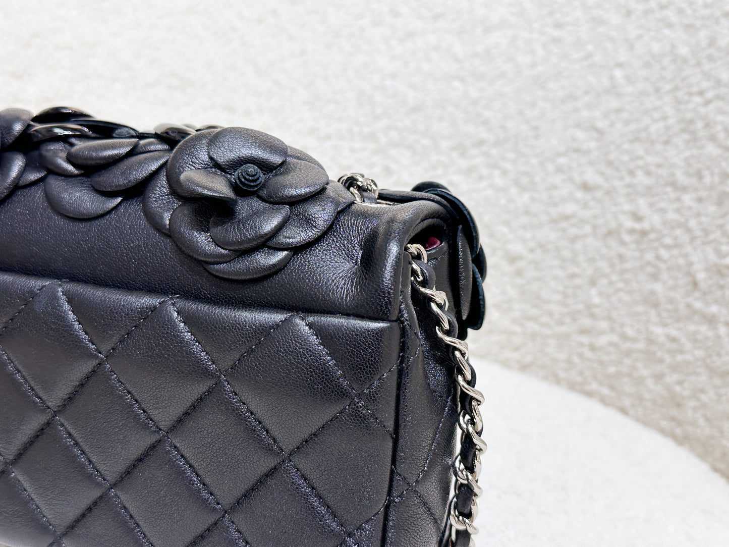 Chanel Camellia Lambskin Patent Around Flap Crossbody Bag Black 2246 holo card