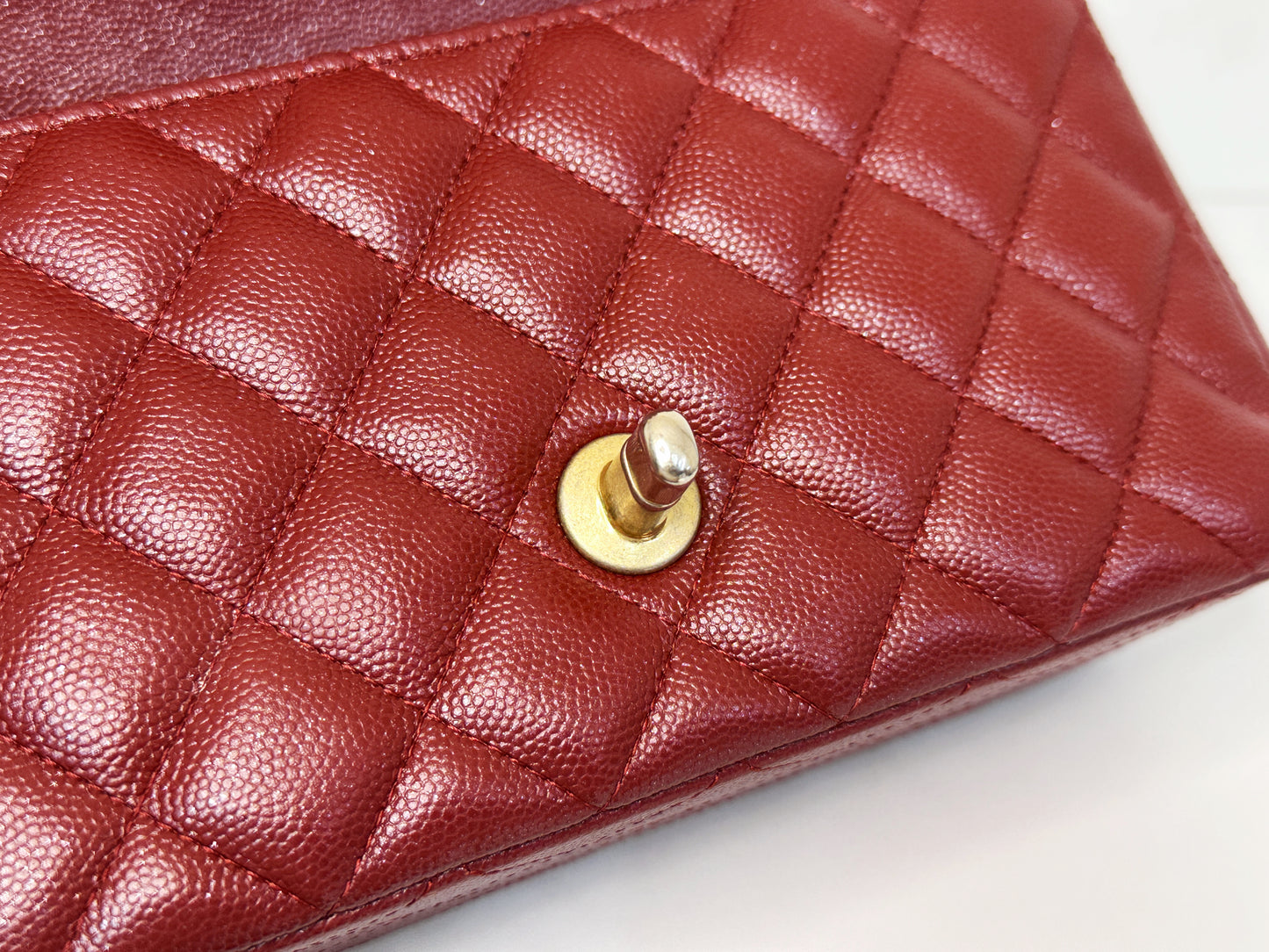 Chanel 18C Timeless Classic Caviar Mini Rectangular Flap Iridescent Maroon 2515 holo card