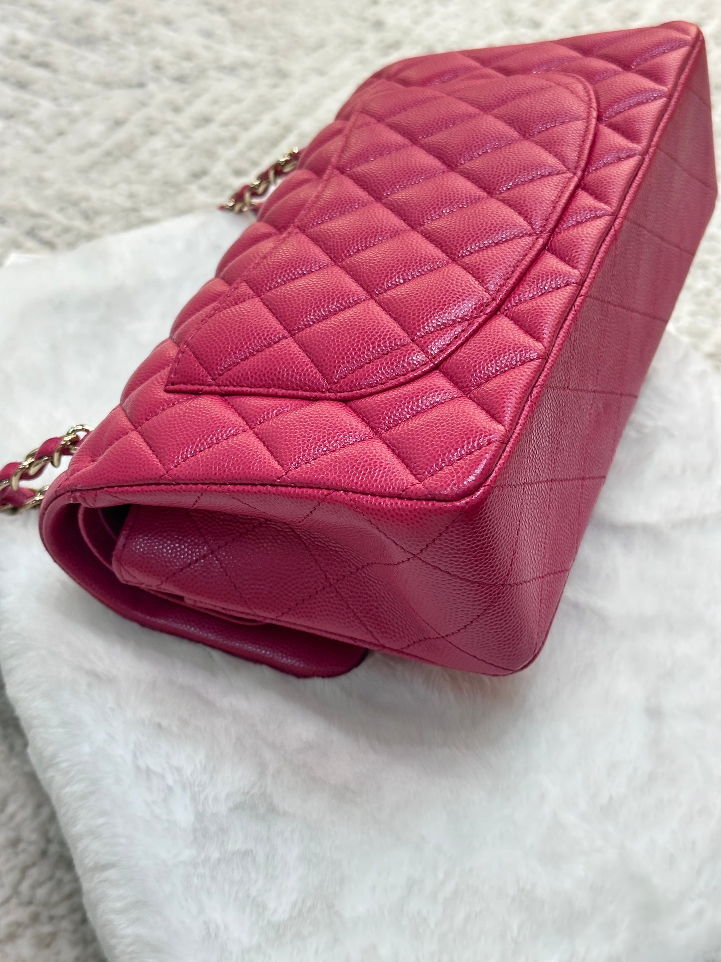 CHANEL Small Classic Double Flap Caviar Quilted Red GHW 
