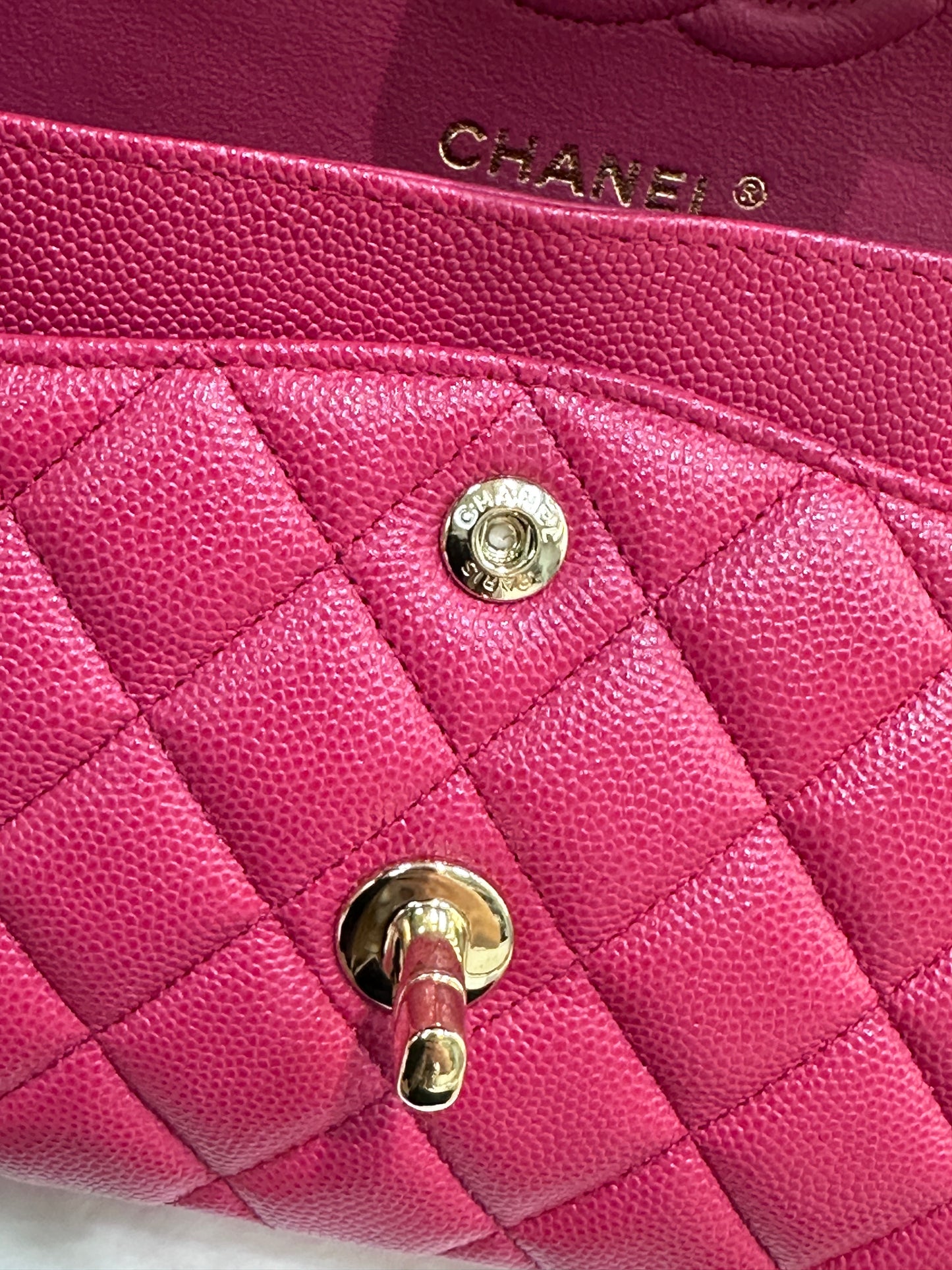 CHANEL Small Classic Double Flap Caviar Quilted Red GHW 