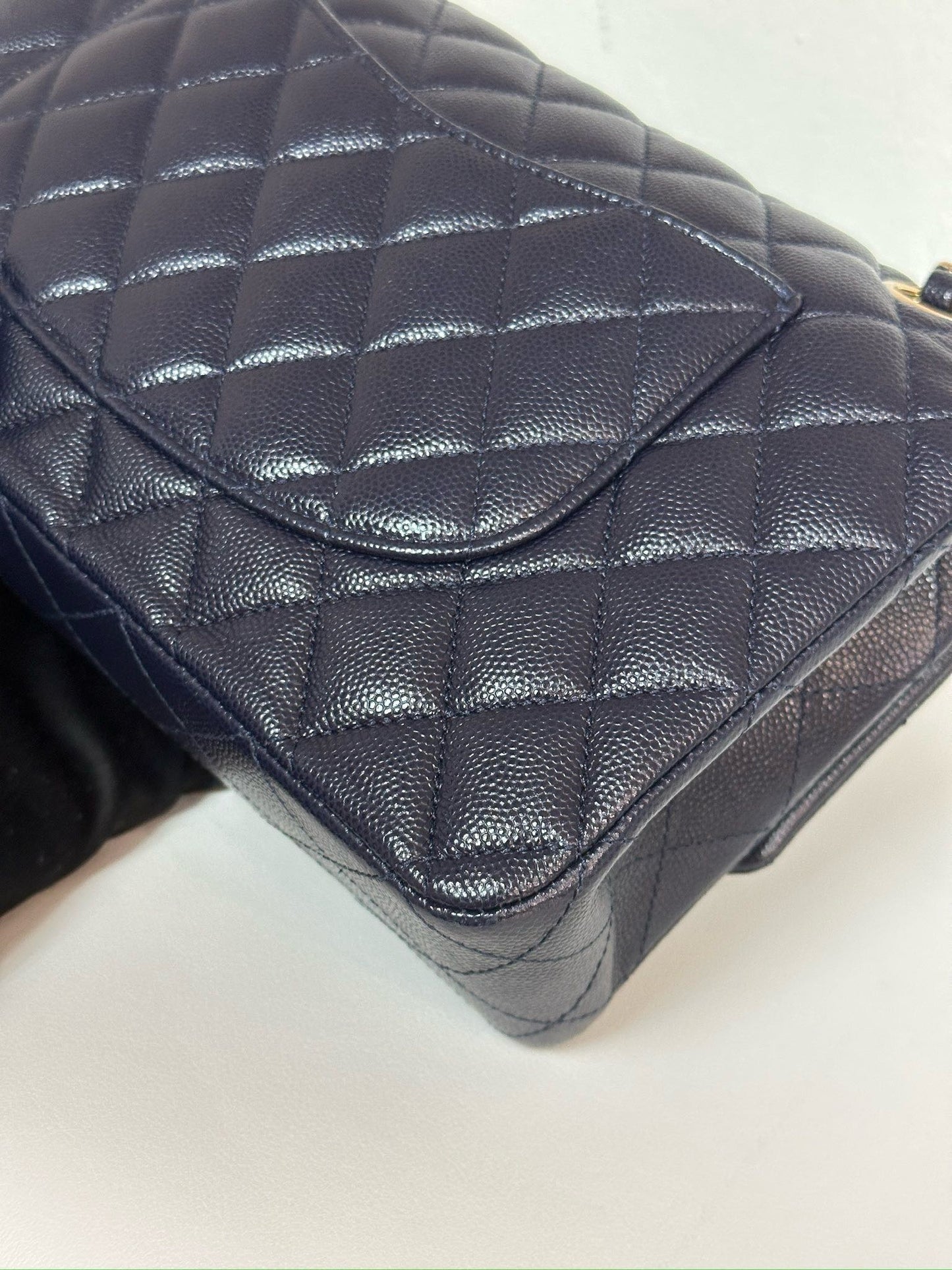 Chanel Medium Classic Caviar Double Flap Navy Blue Bag LSHW 2021year Microchip