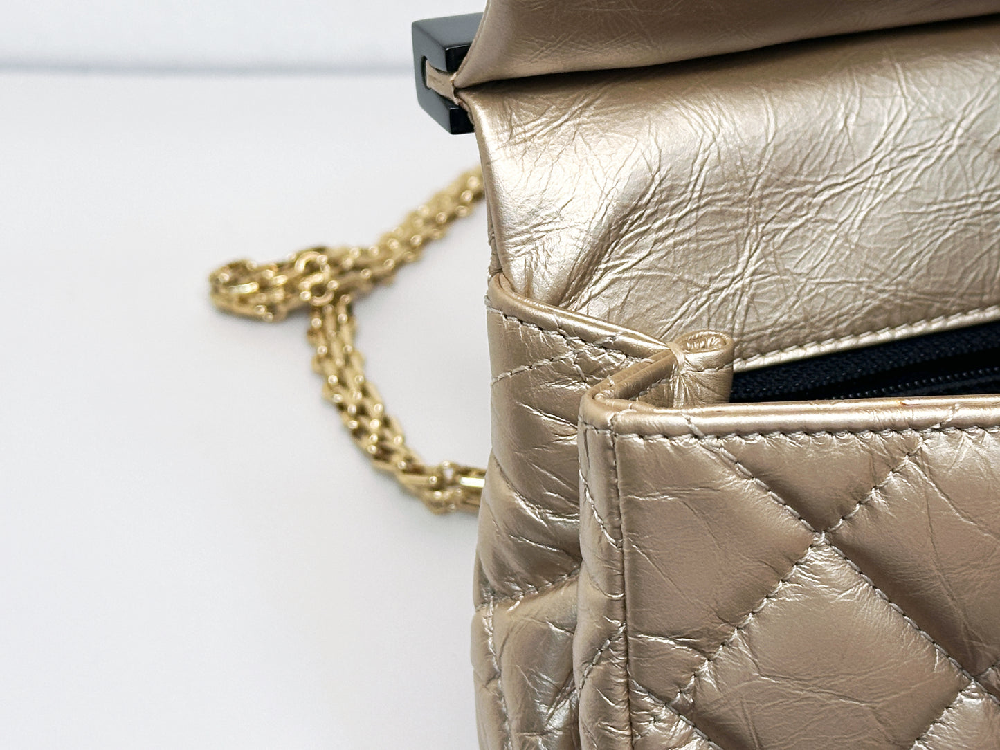 Chanel Aged Calfskin Quilted 2.55 Reissue Mini Hanger Flap Gold 2355 holo card