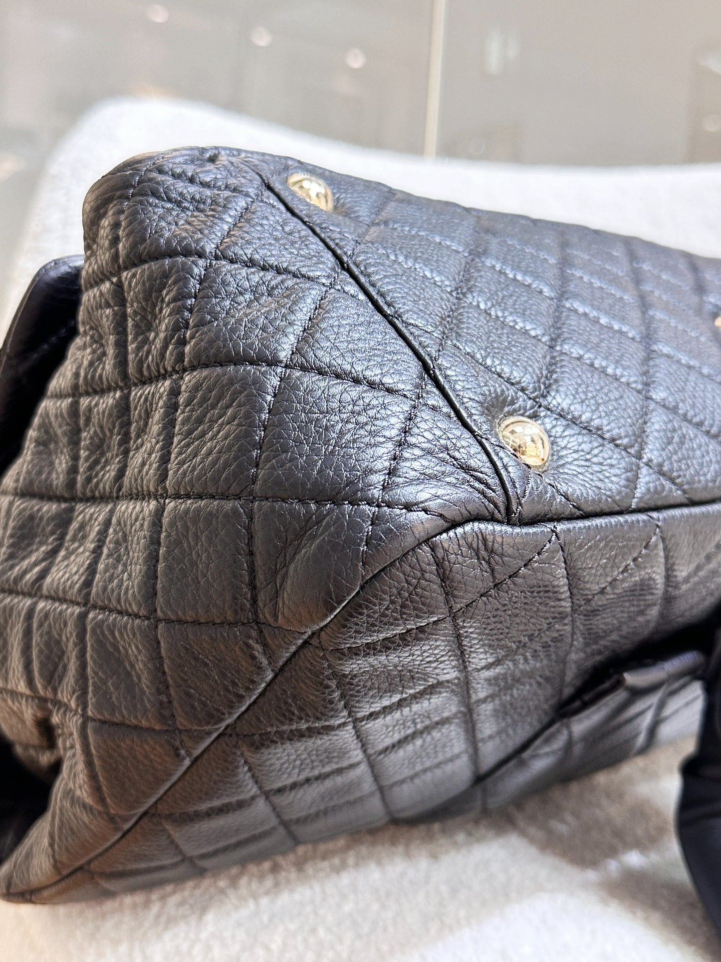 Chanel 2017 Calfskin Quilted XXL Travel Flap shoulder bag Black GHW 2354 holo card