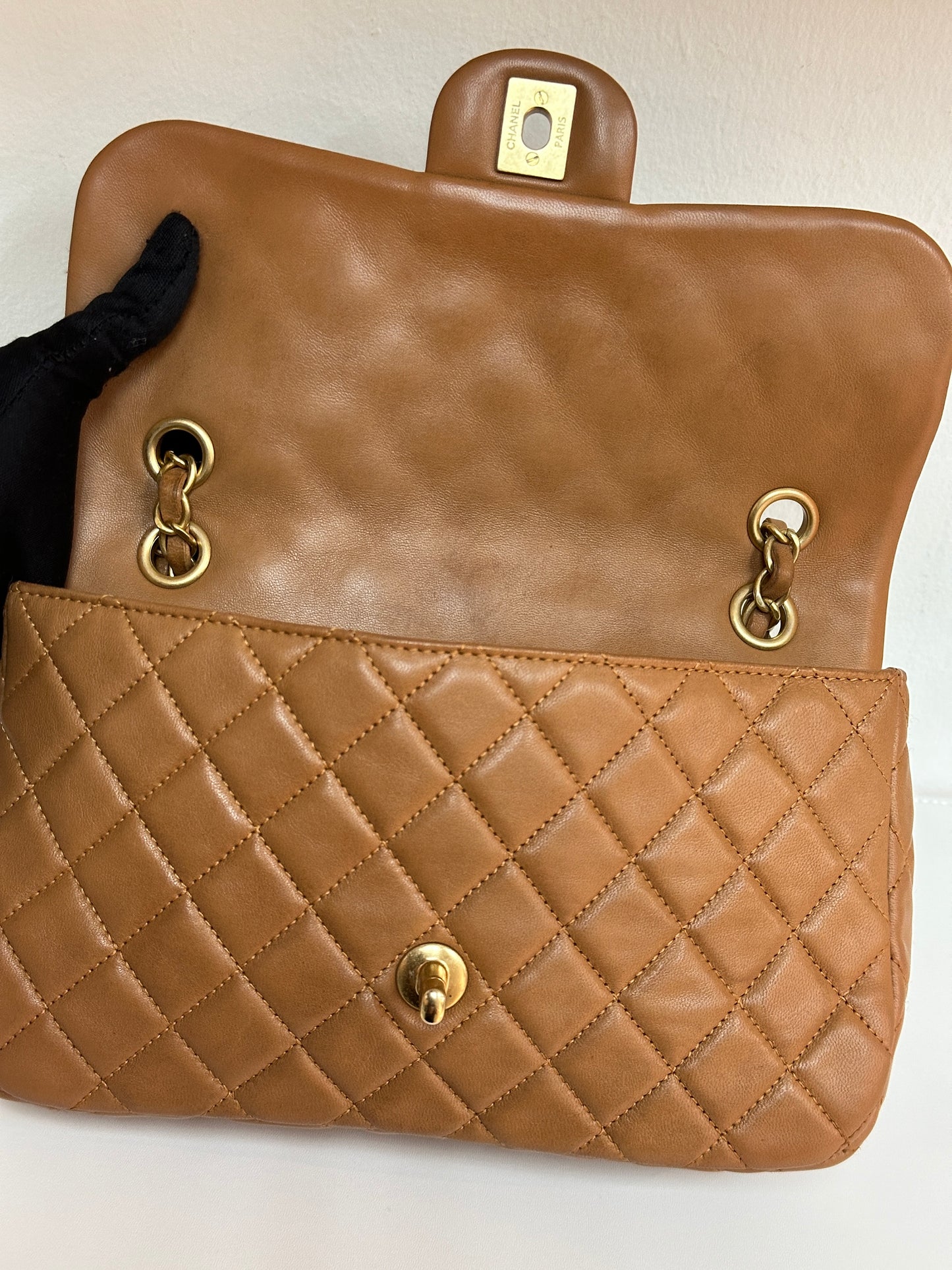 Chanel Lambskin Valentine Charms Small Flap Beige 1427 holo card