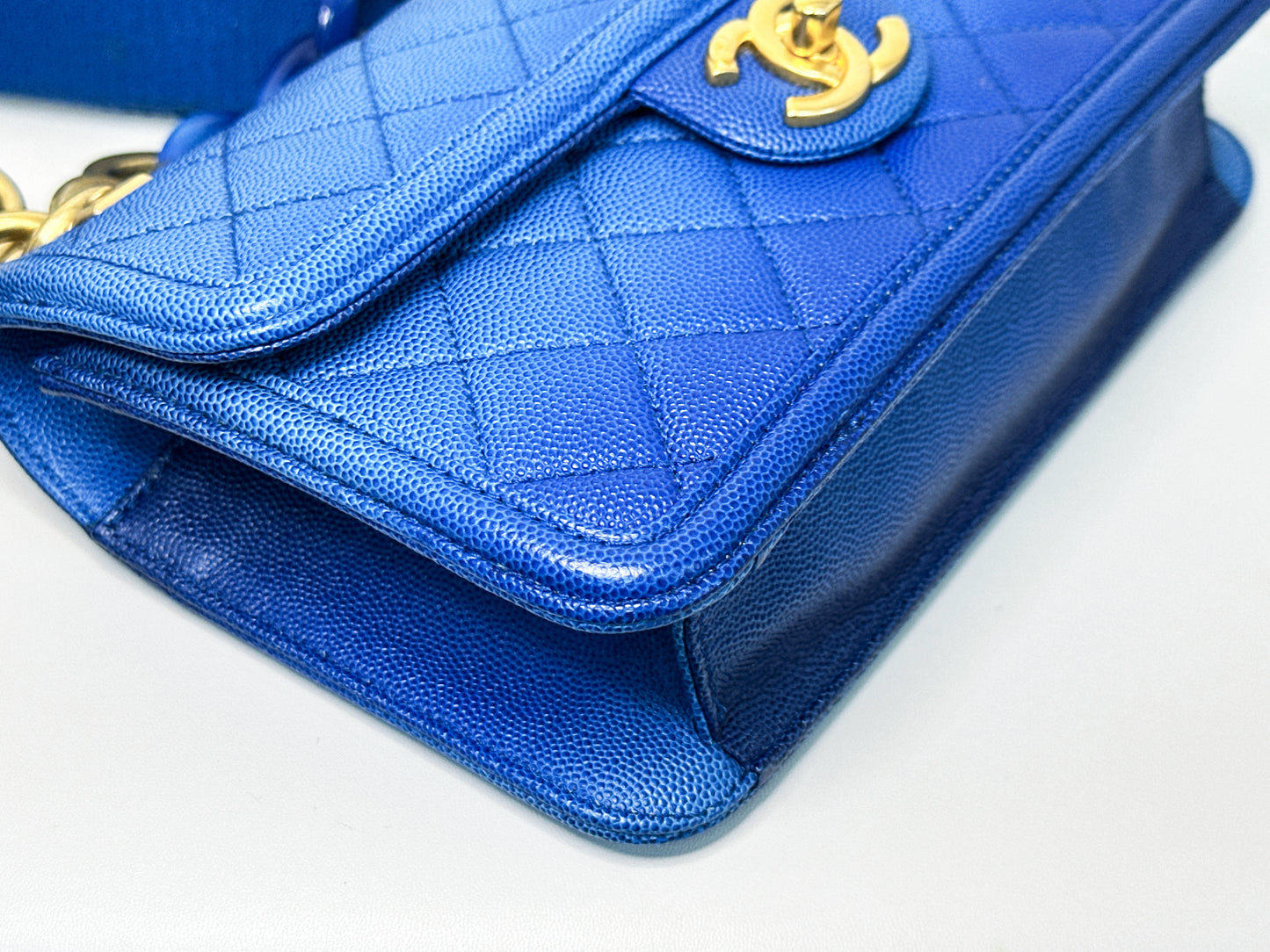 CHANEL Caviar Quilted Small Sunset On The Sea Flap Blue 2721 holo card