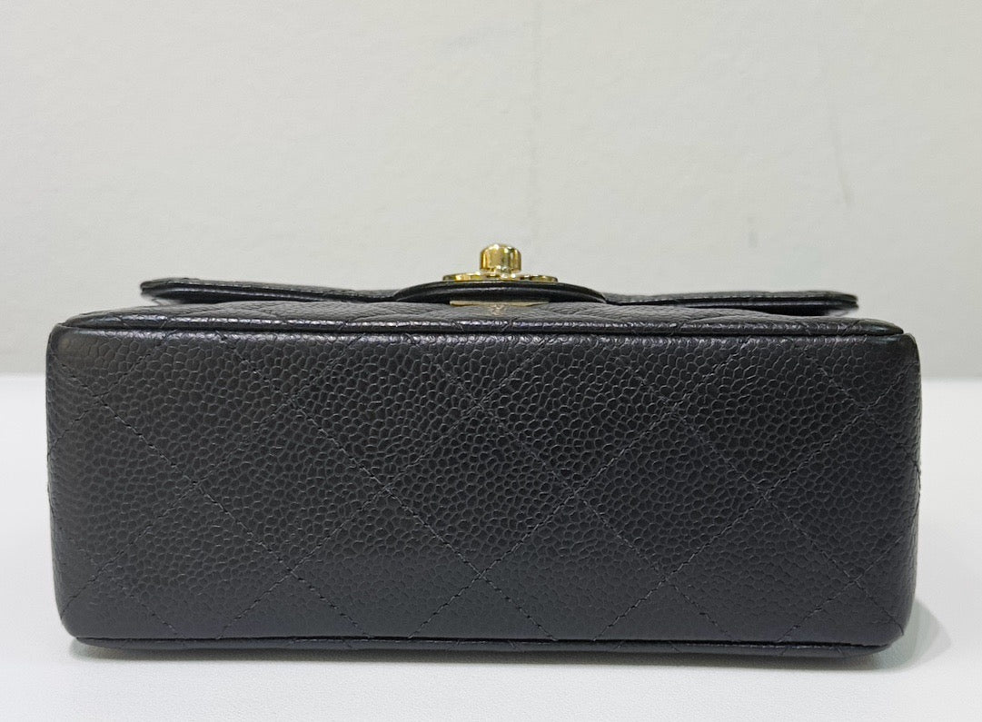 Chanel Mini Square Caviar Classic Flap Chain Shoulder Bag Black GHW(inside corner lightly touched)