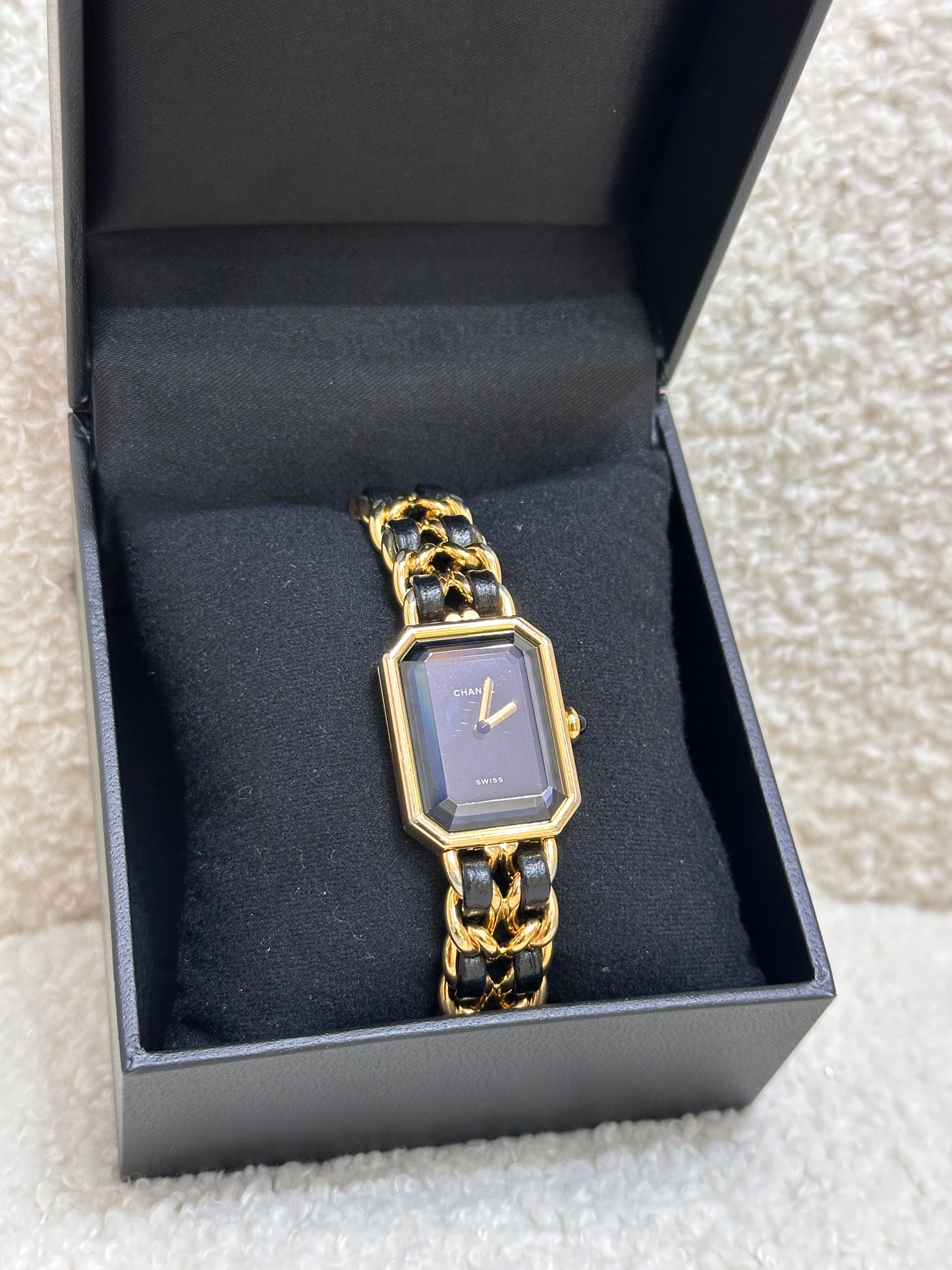Chanel Watch L size