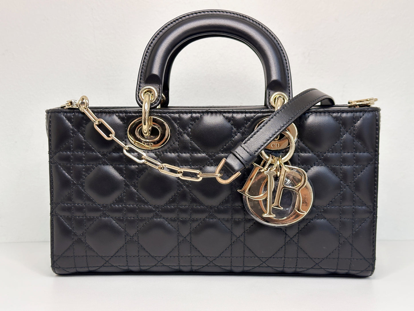 Dior Medium Lady D-Joy Bag
Black Cannage Lambskin