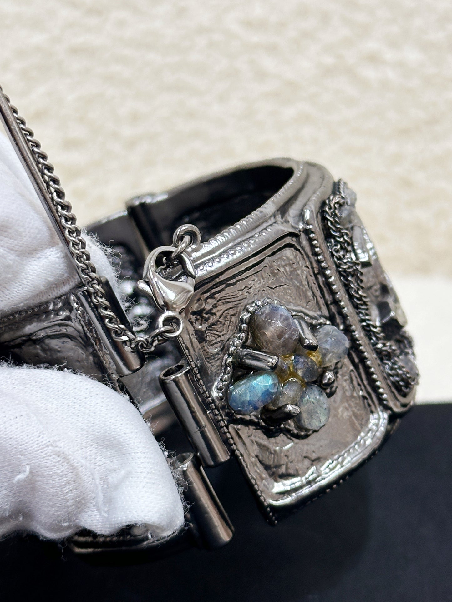 CHANEL SILVER FASHION JEWELRY BRACELET 12A GUNMETAL RHINESTONE BANGLE