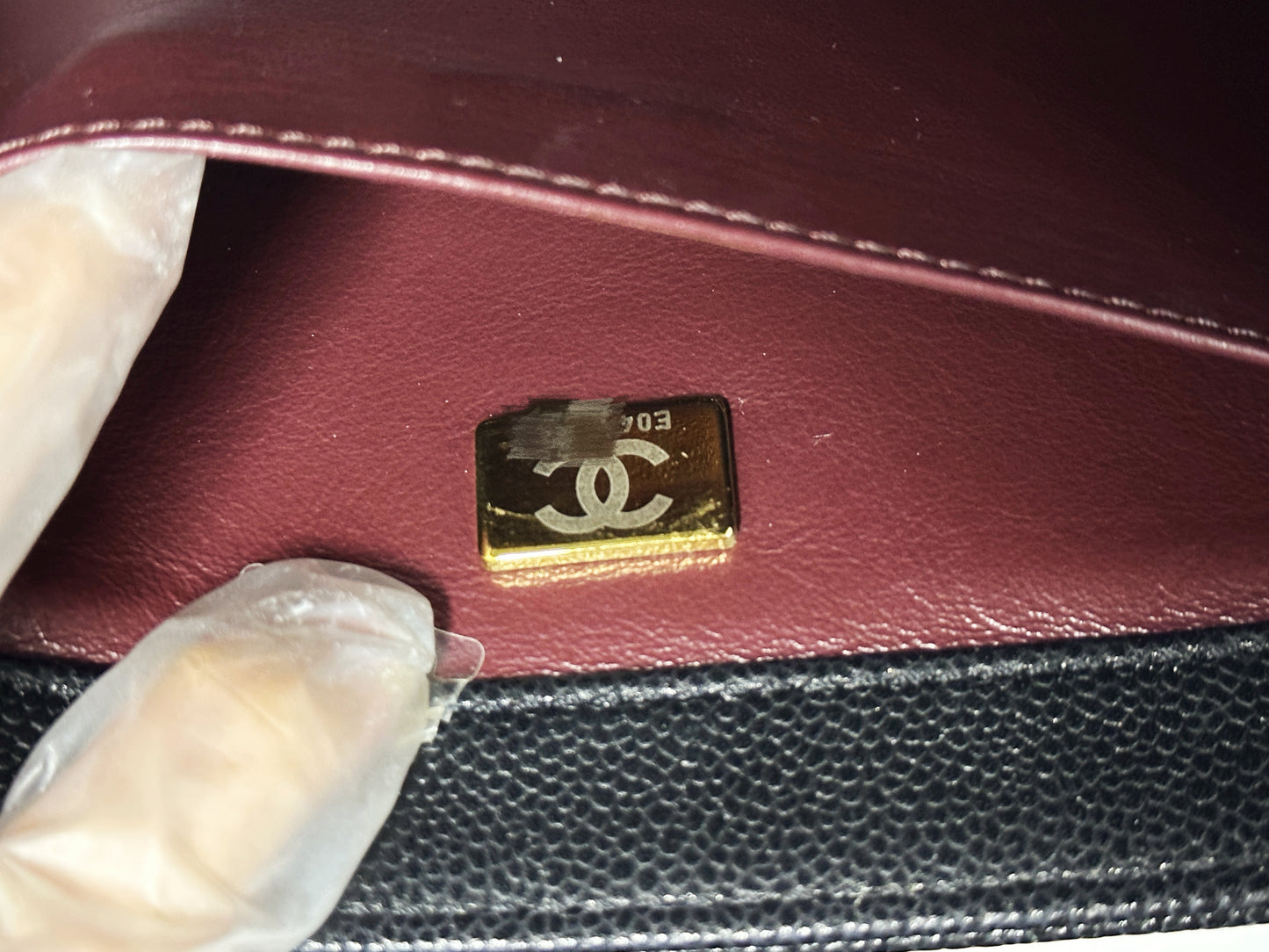 Chanel Caviar Quilted Small Business Affinity Flap Black E04A microchip