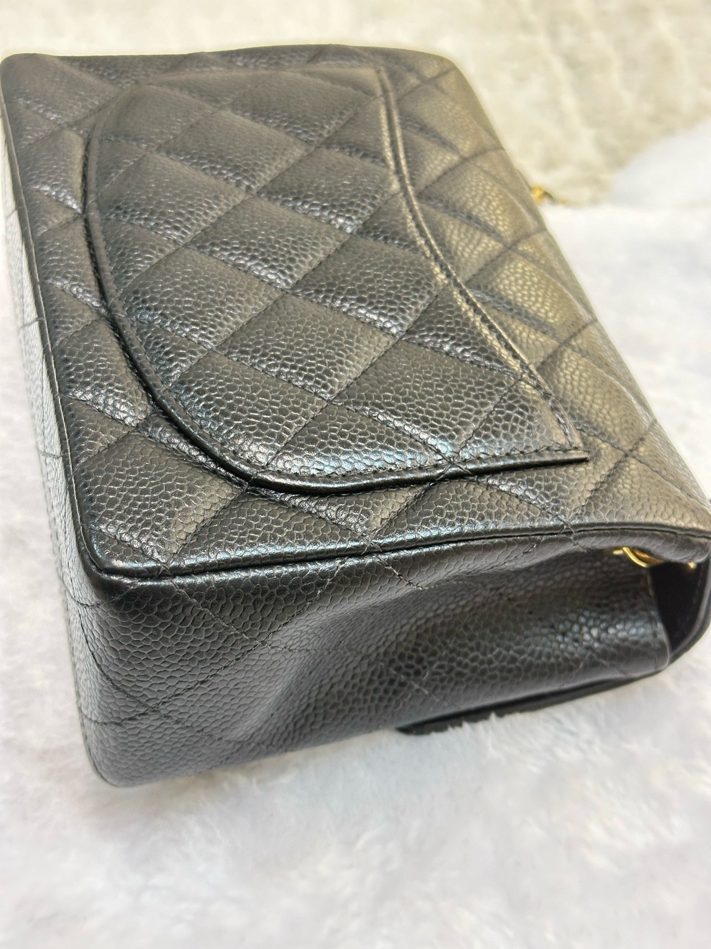 Chanel Mini Square Caviar Classic Flap Chain Shoulder Bag Black GHW(inside corner lightly touched)