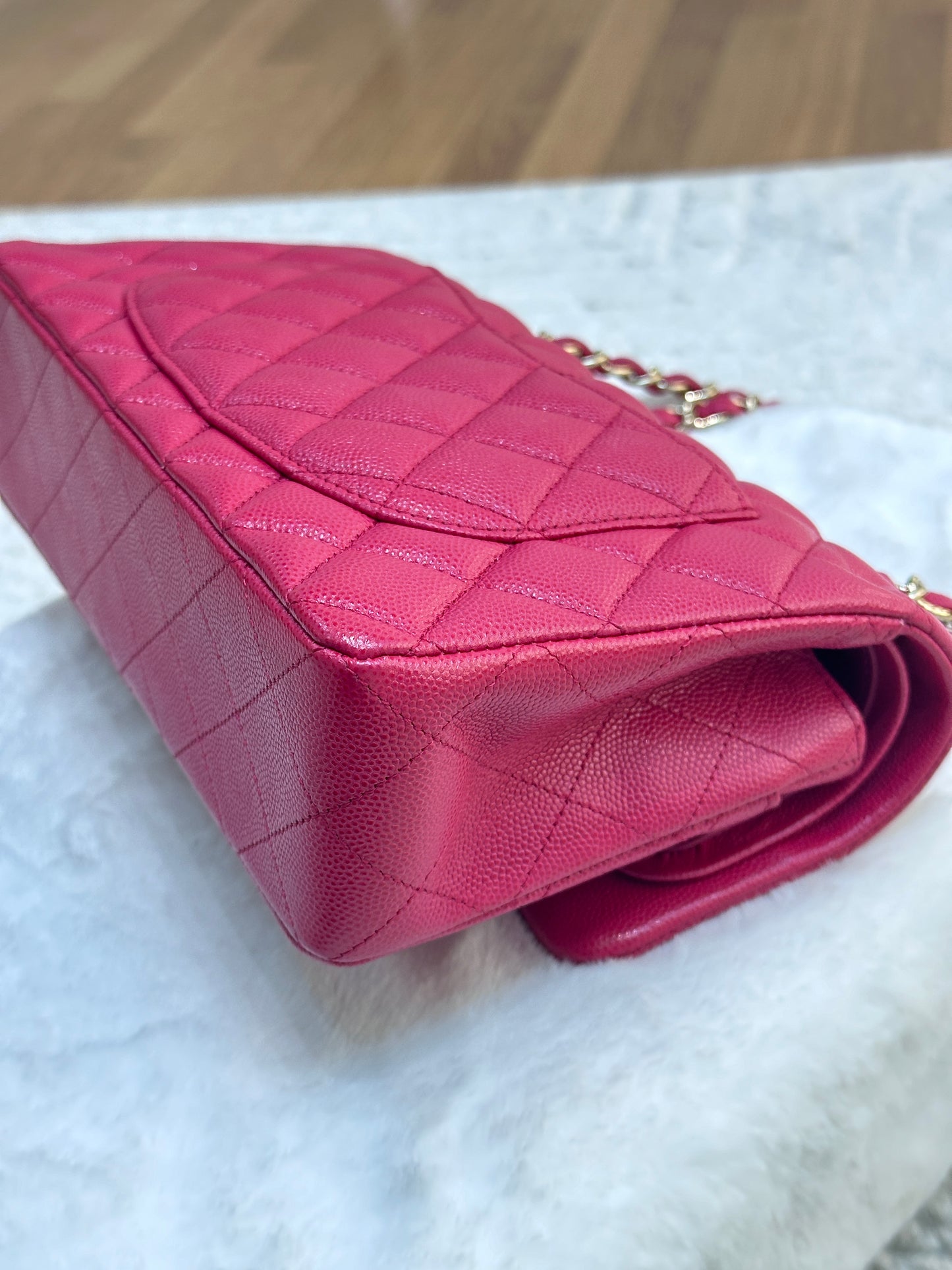 CHANEL Small Classic Double Flap Caviar Quilted Red GHW 