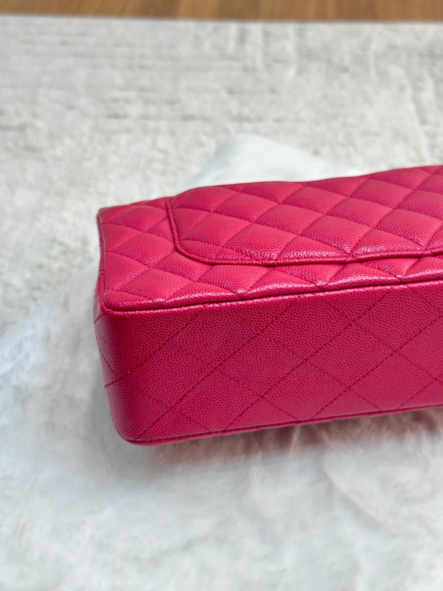 CHANEL Small Classic Double Flap Caviar Quilted Red GHW 