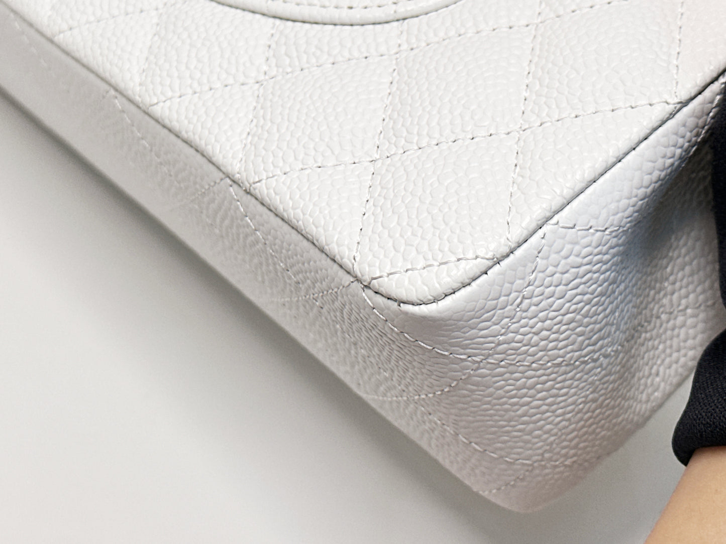 Chanel White Caviar Medium Classic Double Flap Bag 1350 holo card