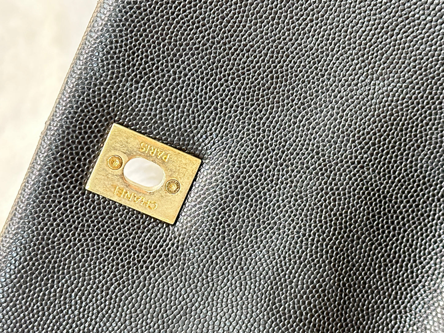 Chanel Coco Handle Cuir Matelasse Caviar Noir