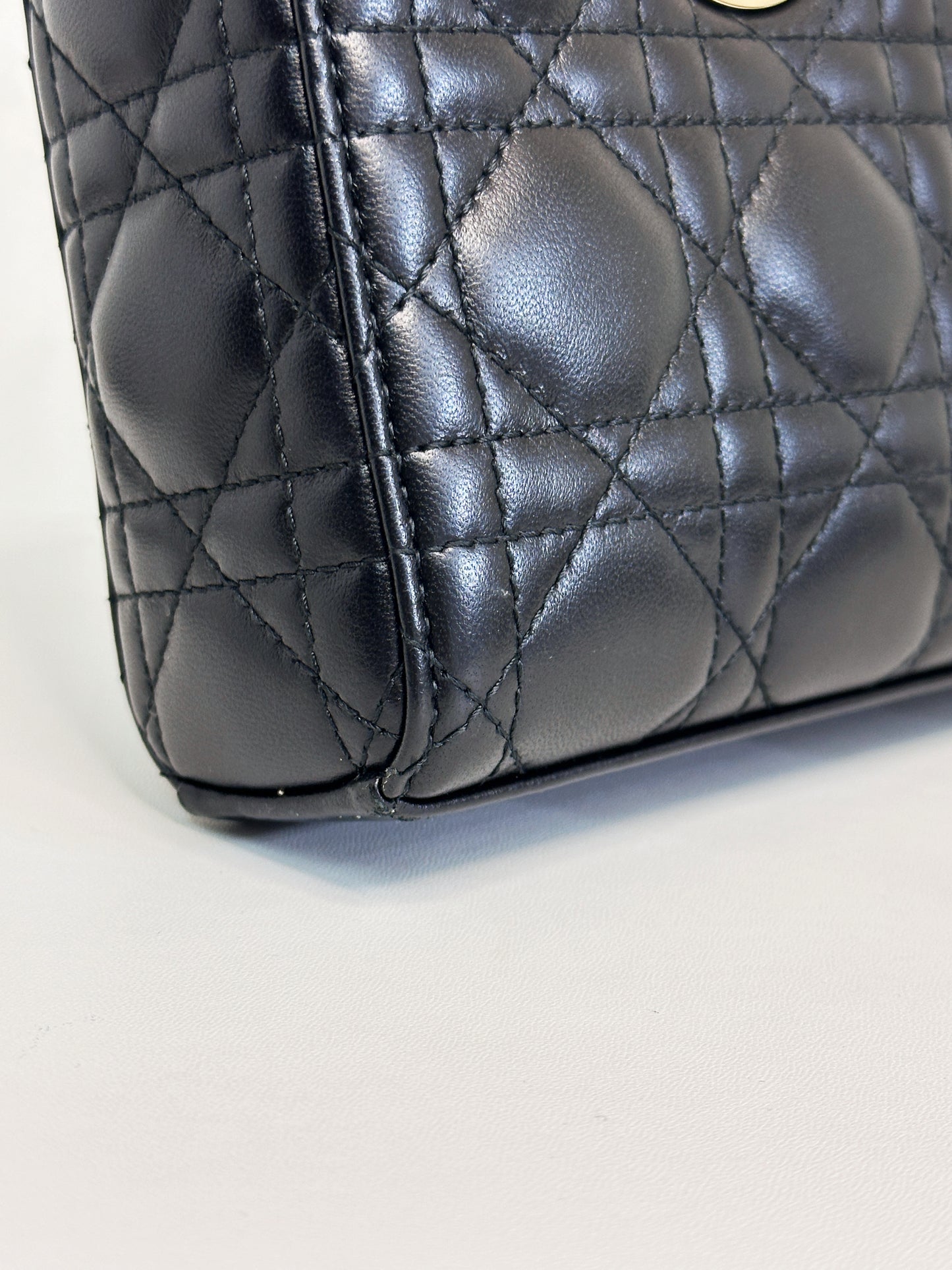 Dior Small Lady D-Joy Bag
Black Cannage Lambskin GHW