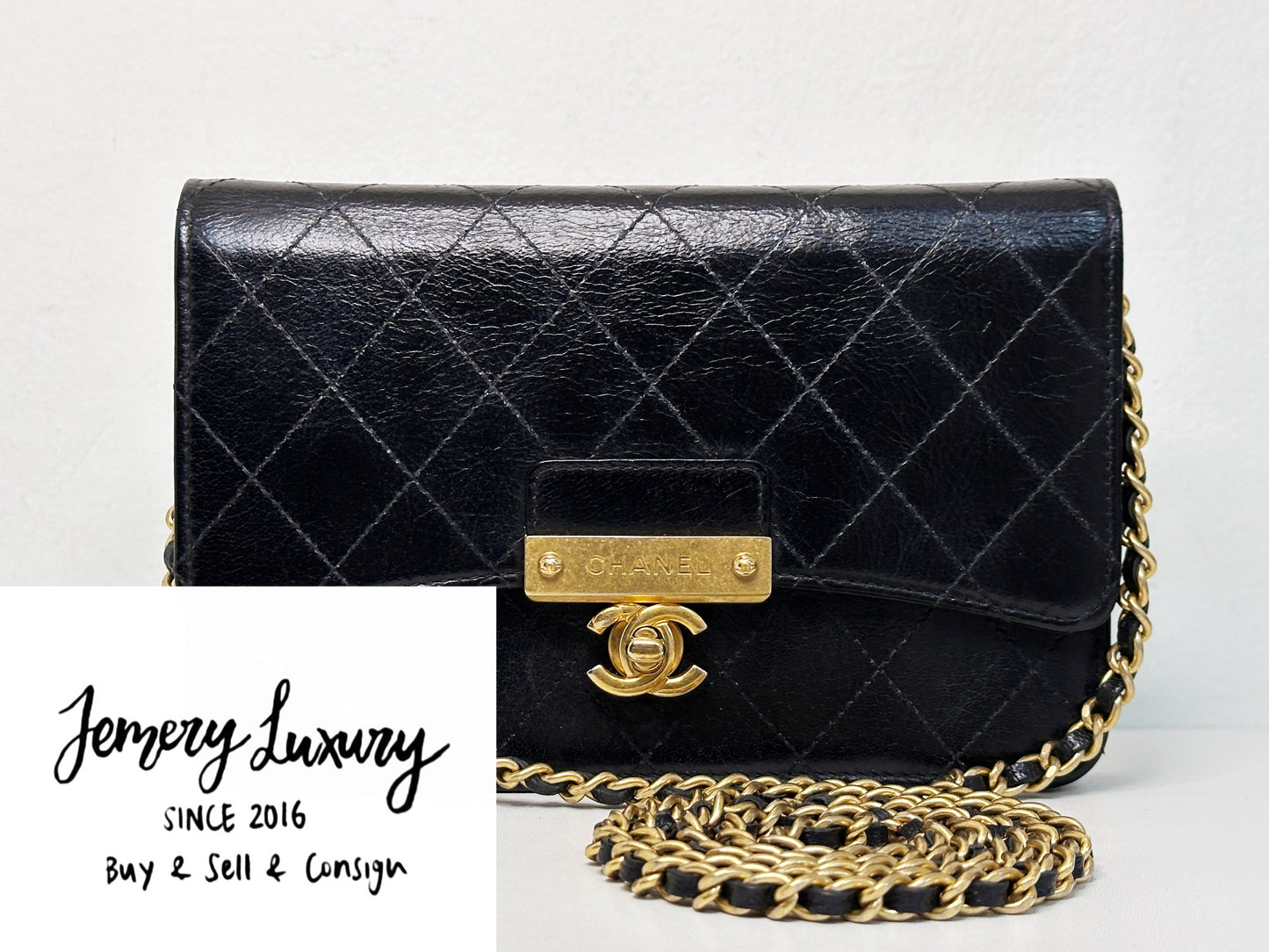 Chanel Golden Class Wallet on Chain Black 2650 holo card