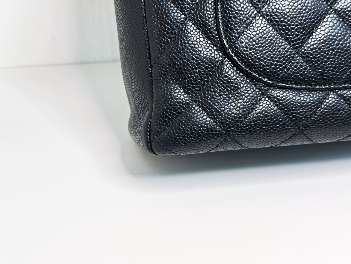 Chanel Caviar Quilted Petit Shopping Tote PST Black 1506 holo card