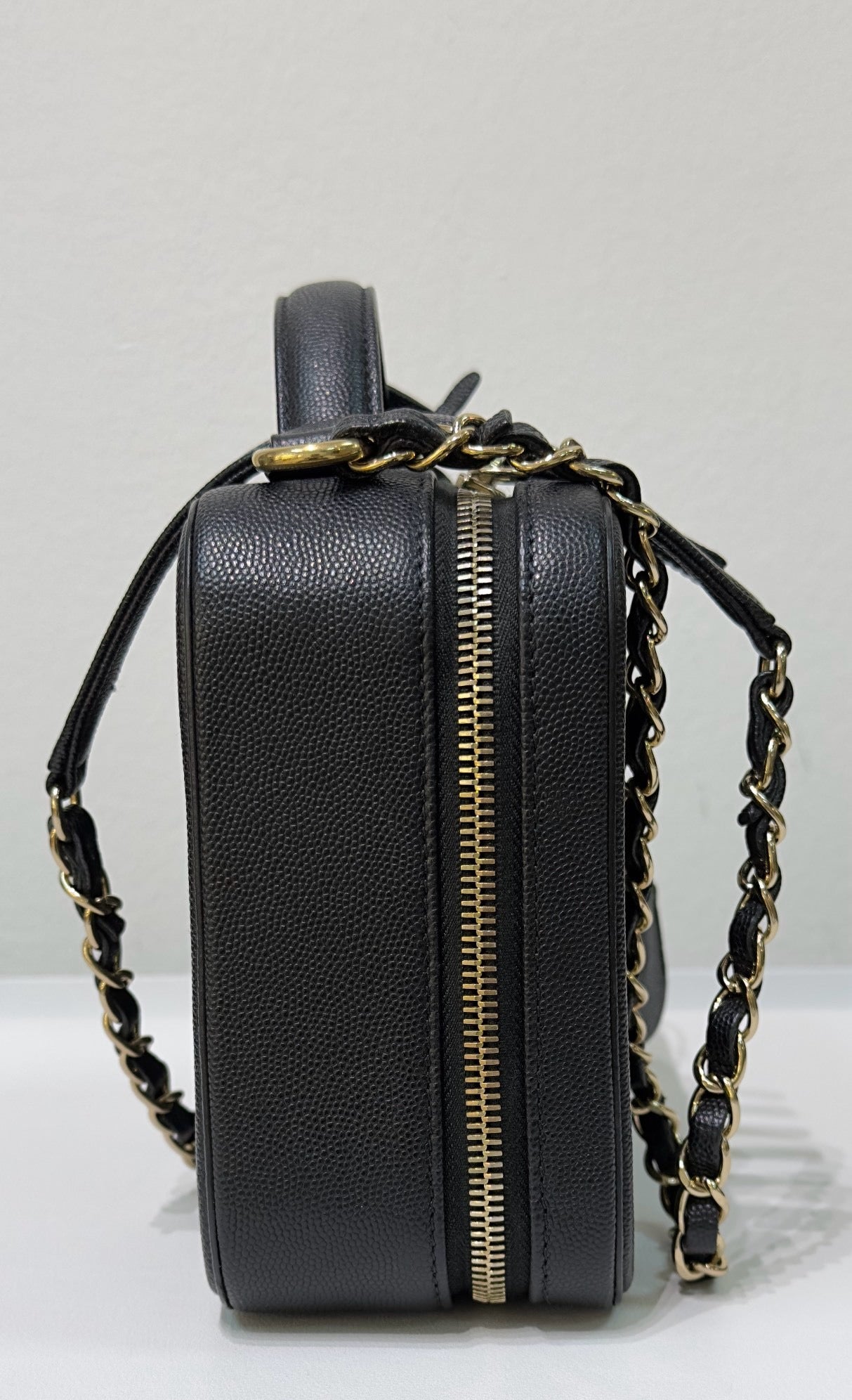 Chanel Medium Filigree Vanity Case Quilted Caviar Black GHW 2899 holo card