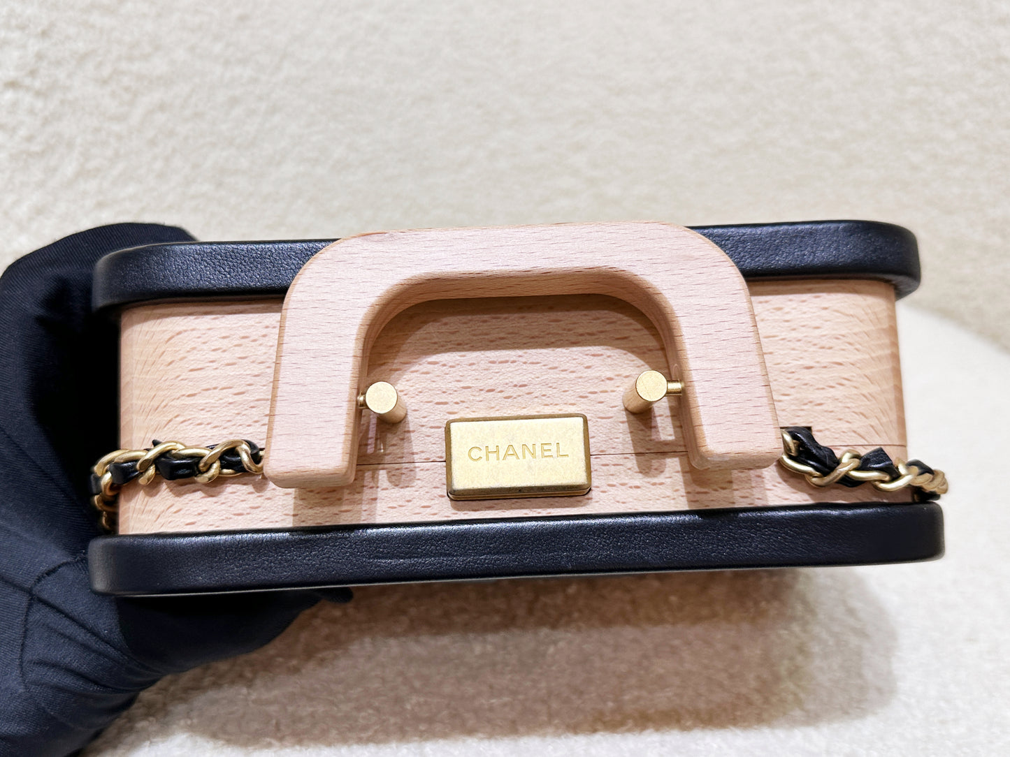 Chanel Beech Wood Lambskin CC Vanity Case Black PHOT microchip