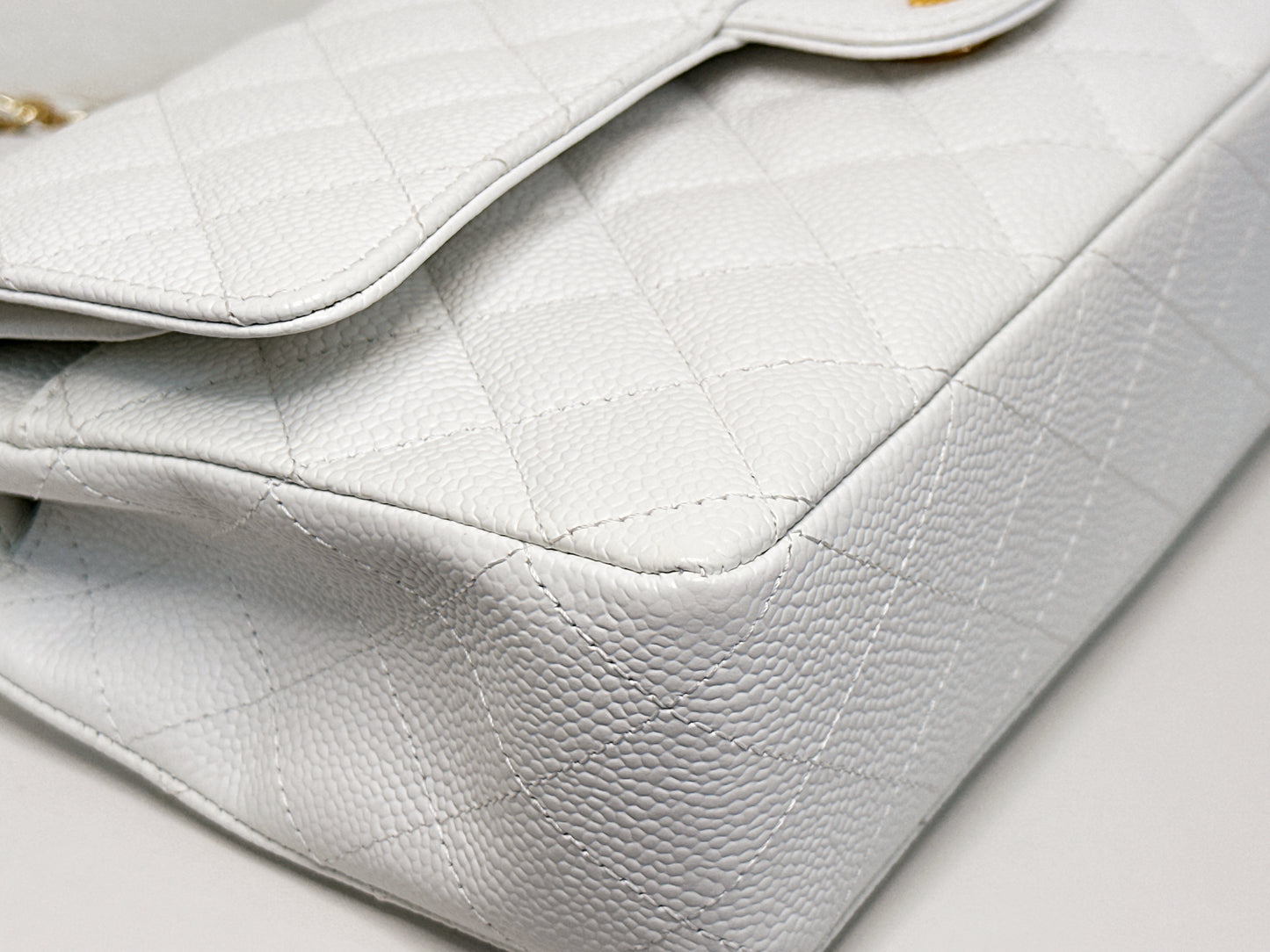 Chanel White Caviar Medium Classic Double Flap Bag 1350 holo card