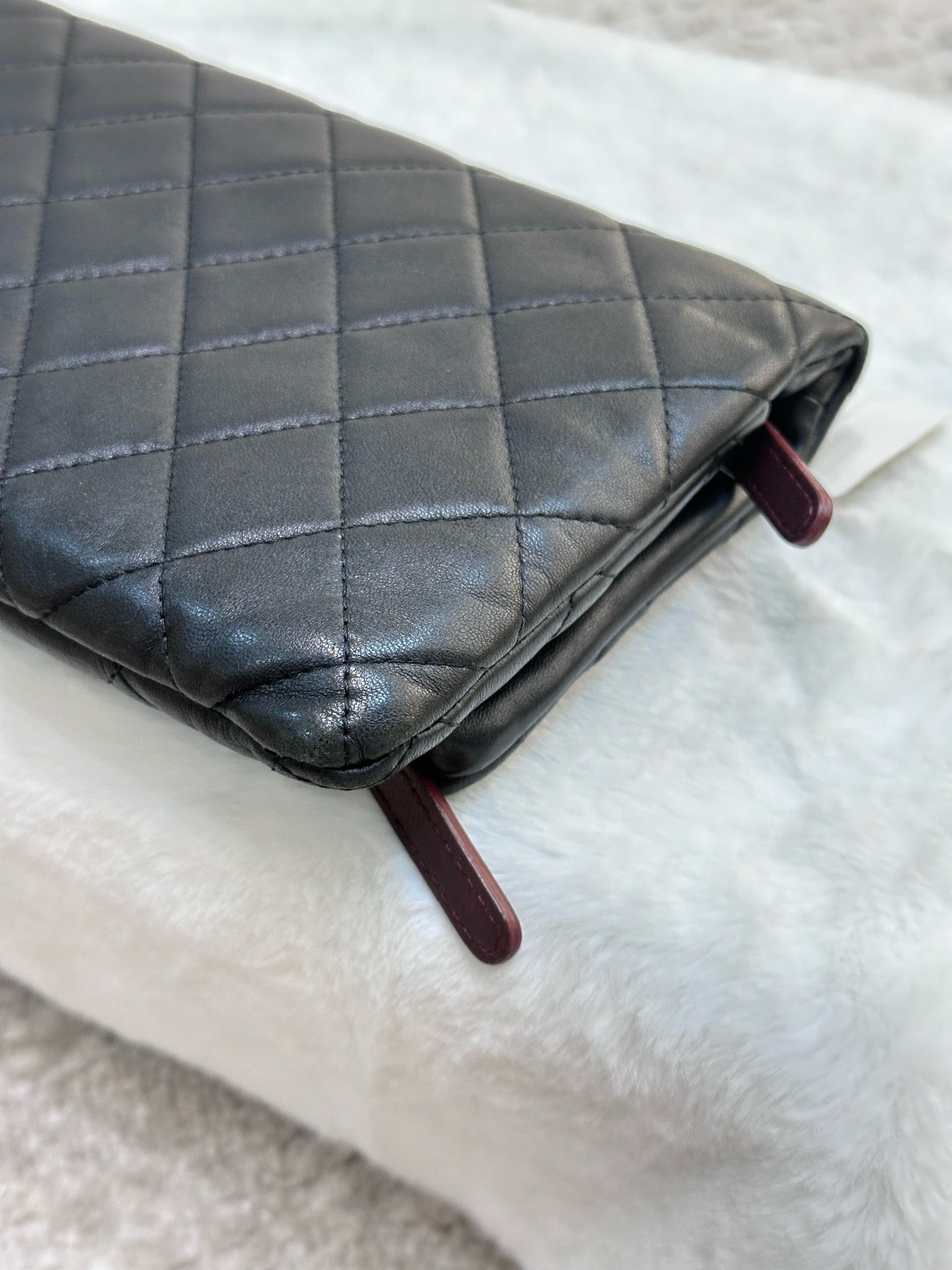Chanel Beauty CC Lambskin Clutch Quilted Black