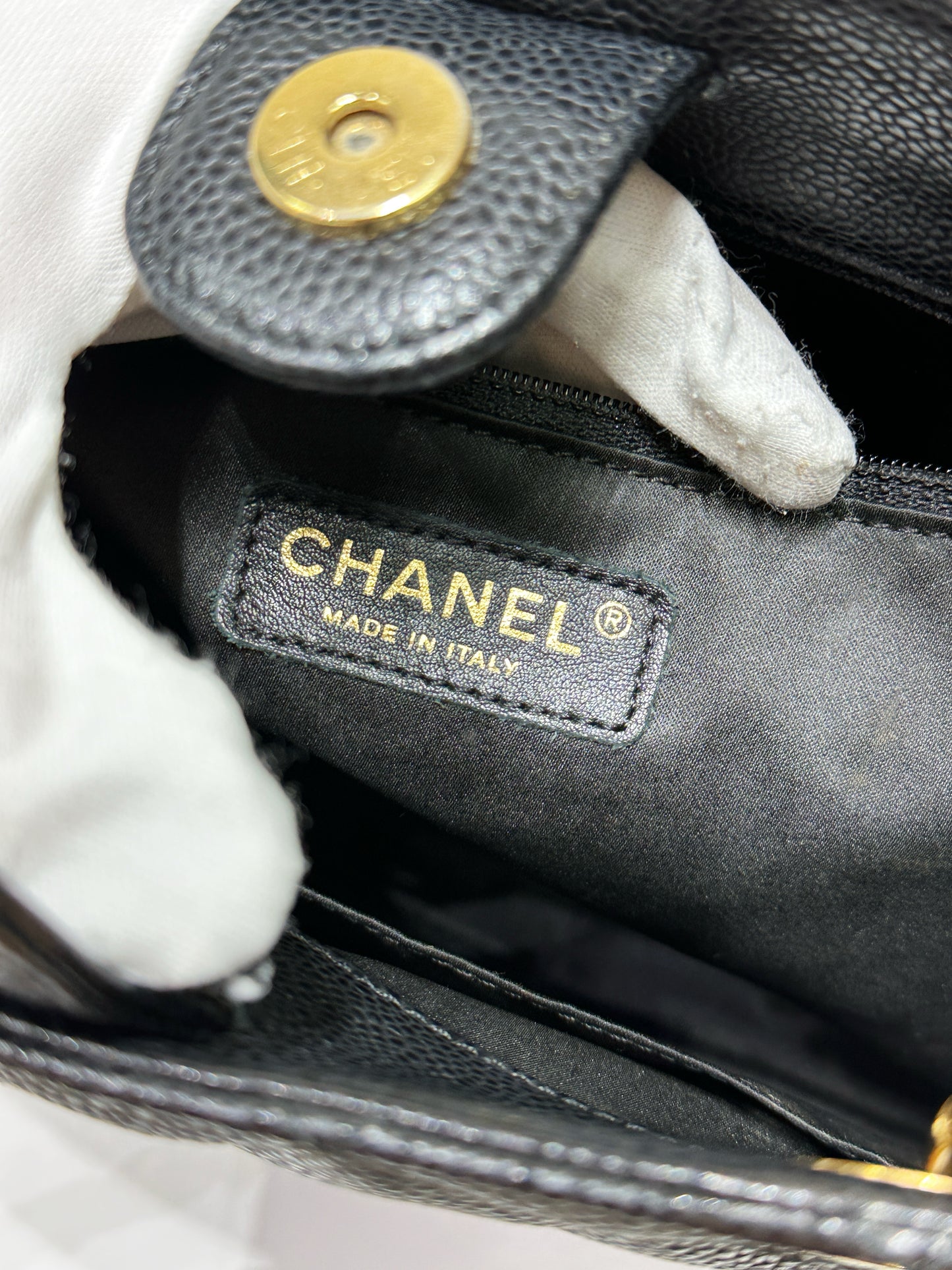 Chanel Caviar Quilted Petit Shopping Tote PST Black GHW 1602 holo card