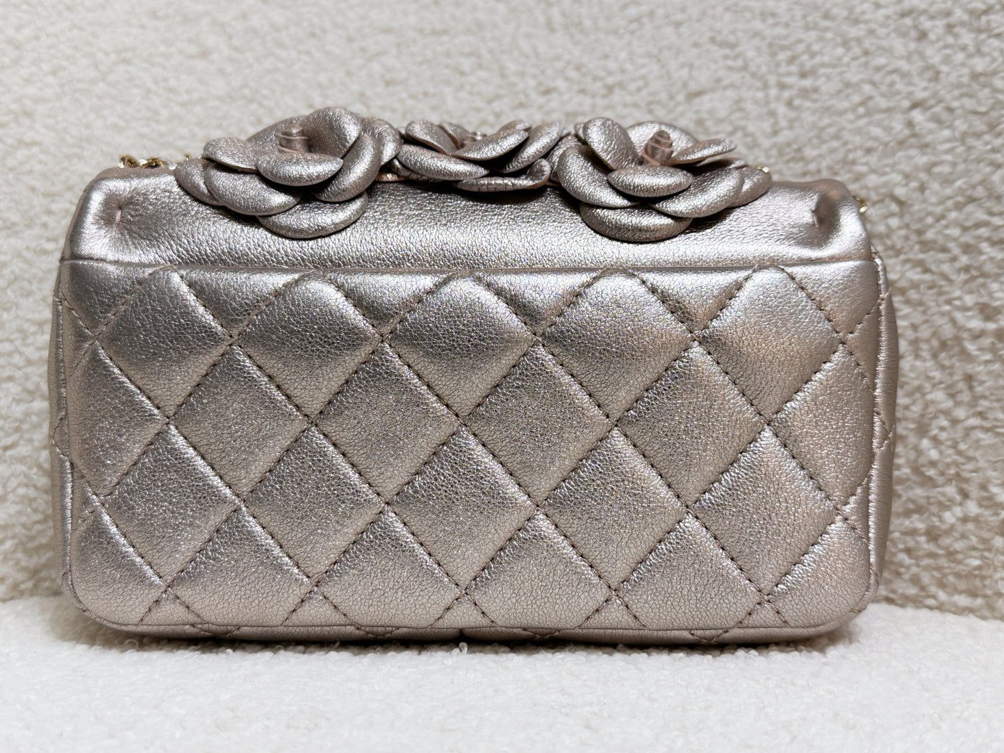 Chanel Camellia Mini Metallic Rose Gold/Pink Lambskin Gold Hardware 2487 holo card