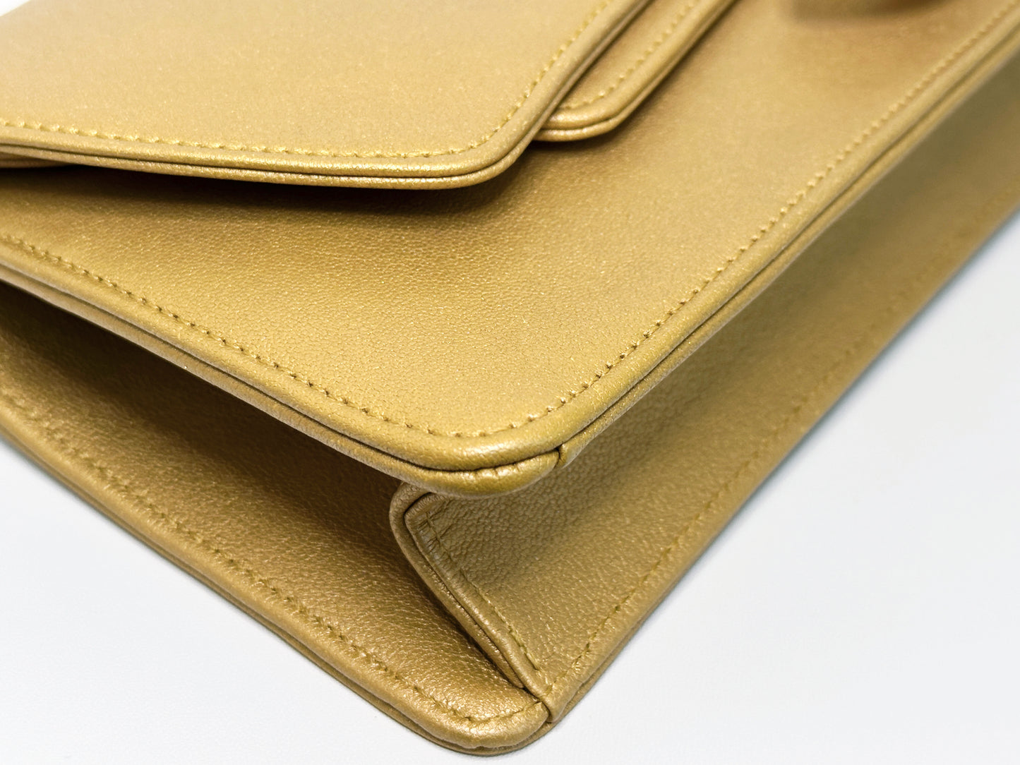 Chanel Lambskin Evening In Egypt Clutch Gold 2815 holo card