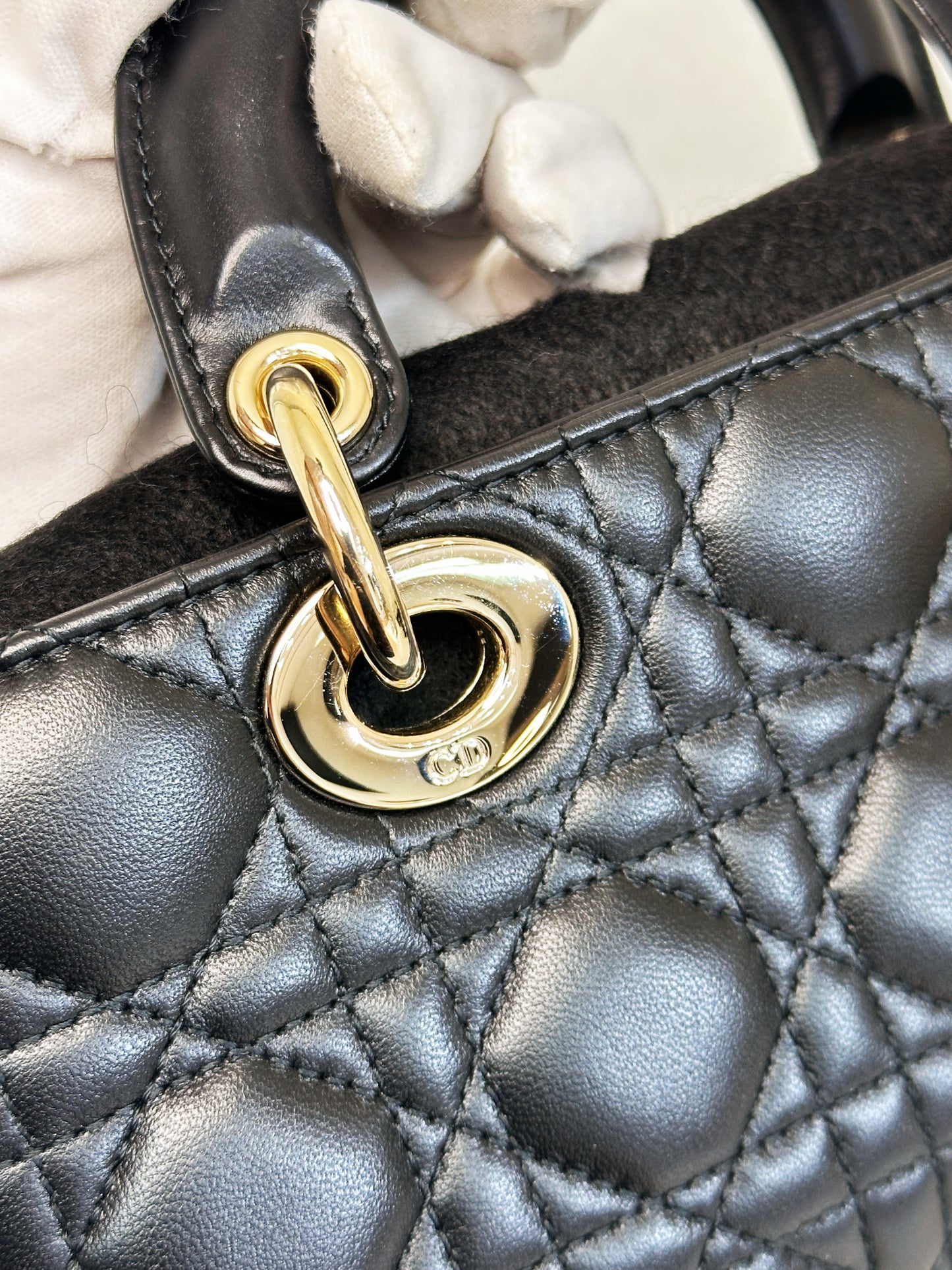 Dior Small Lady D-Joy Bag
Black Cannage Lambskin GHW