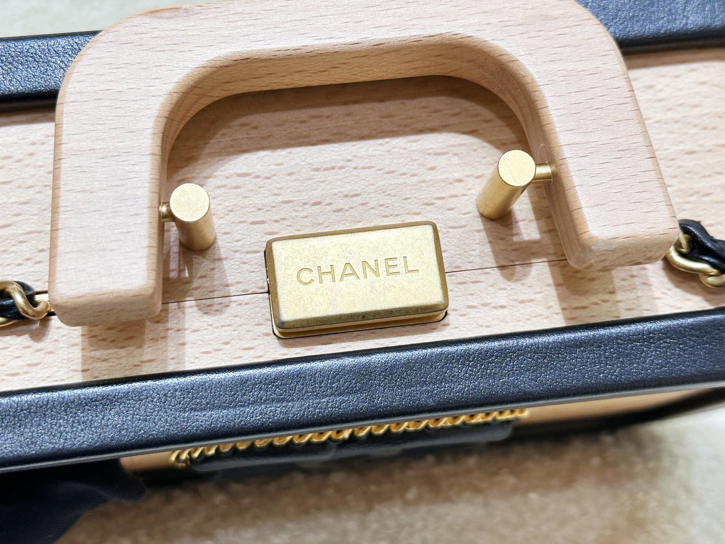 Chanel Beech Wood Lambskin CC Vanity Case Black PHOT microchip